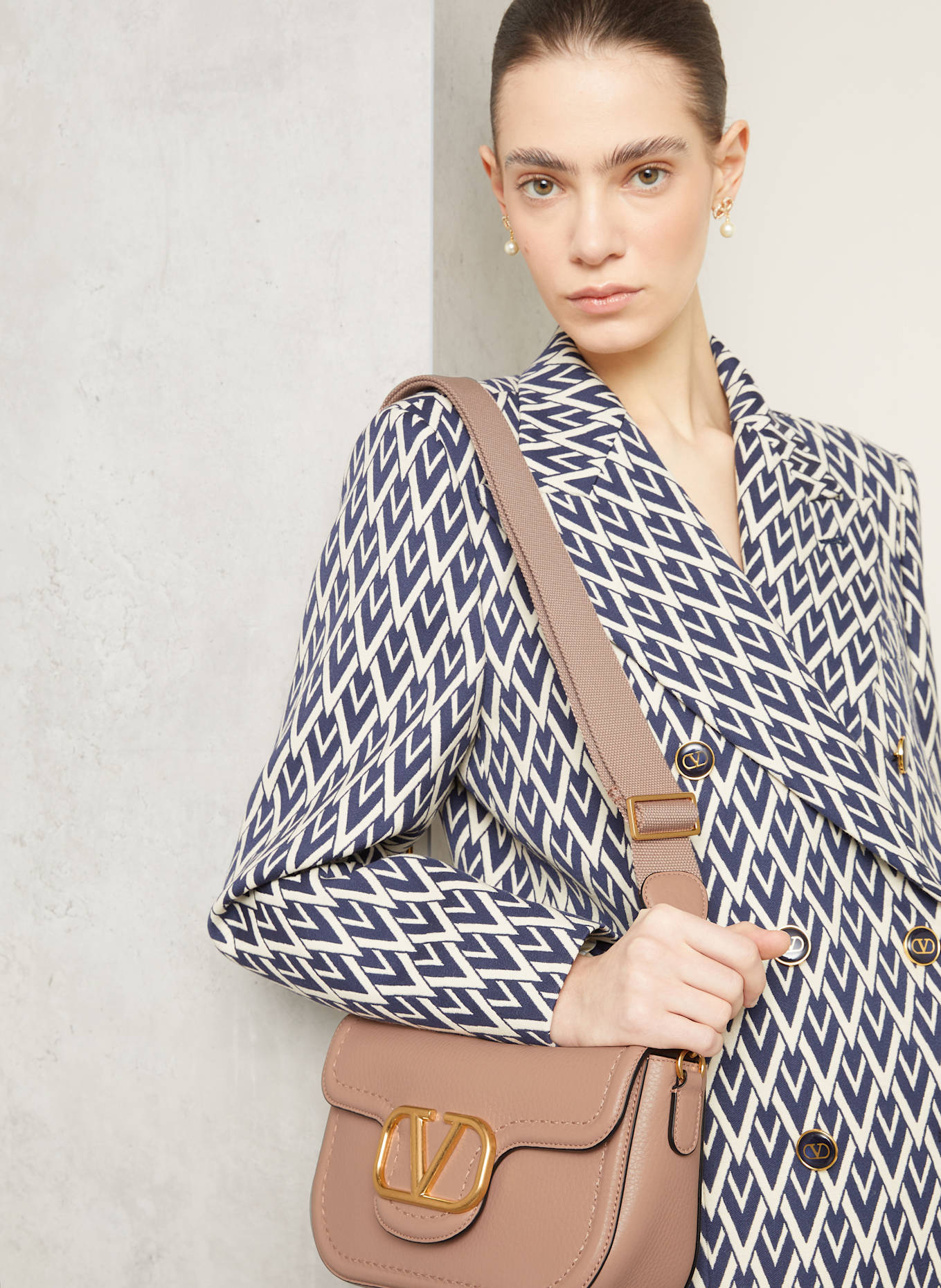 VALENTINO GARAVANI Kabelka přes rameno ALLTIME: RŮŽOVÁ