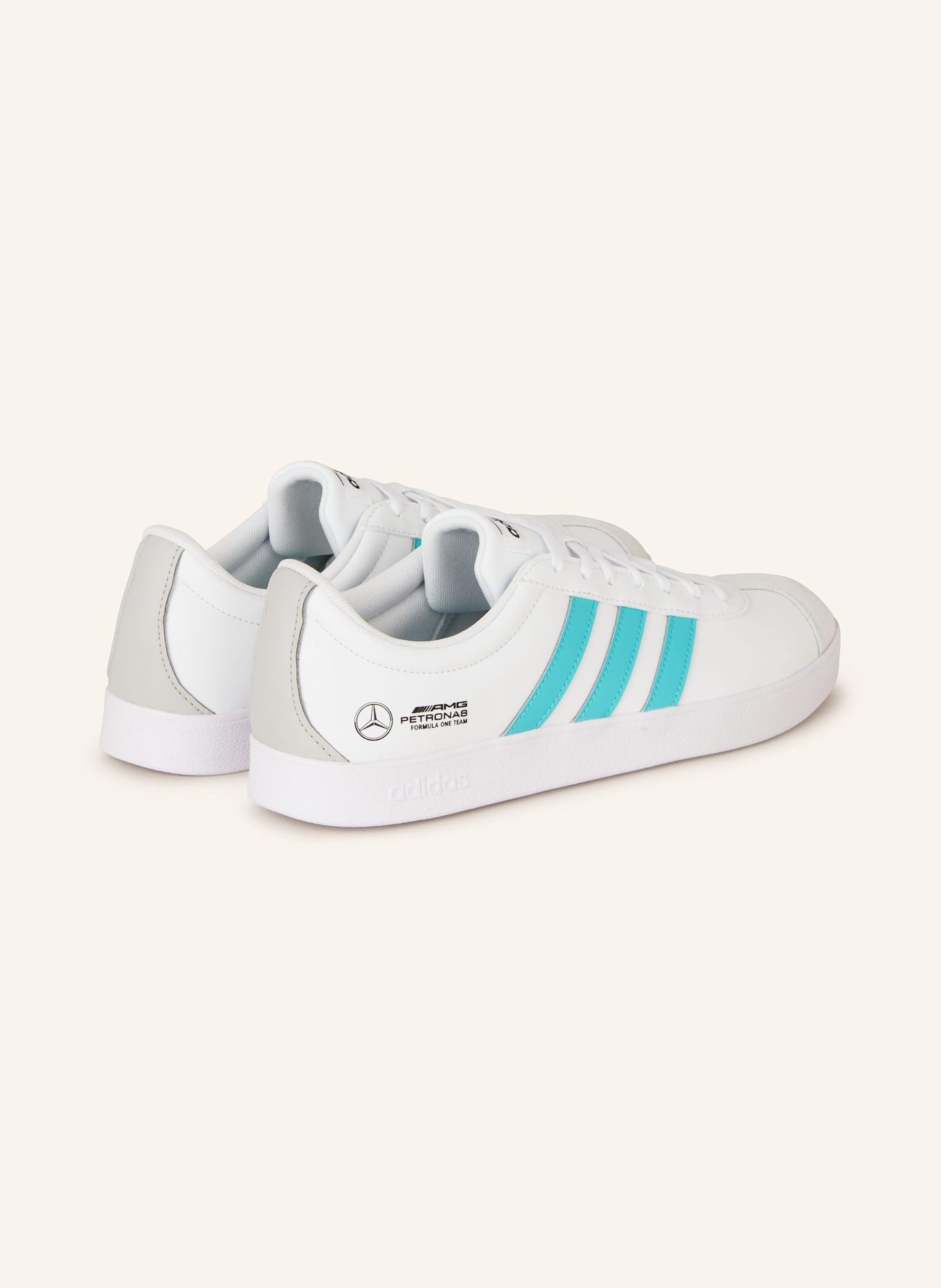 adidas Sneaker MERCEDES - AMG PETRONAS FORMULA ONE TEAM VL COURT: WEISS/ TÜRKIS