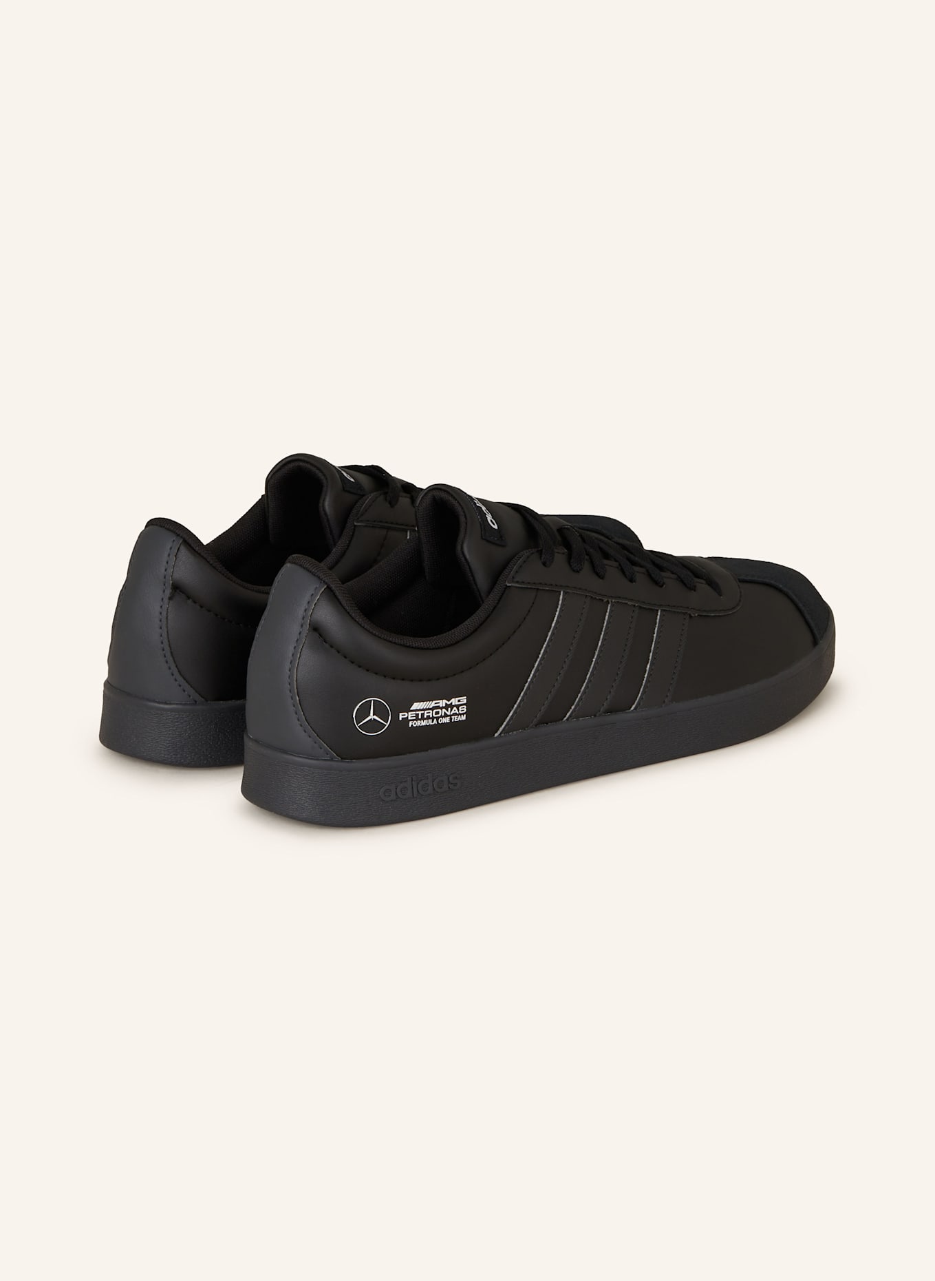 adidas Sneaker MERCEDES - AMG PETRONAS FORMULA ONE TEAM VL COURT: SCHWARZ