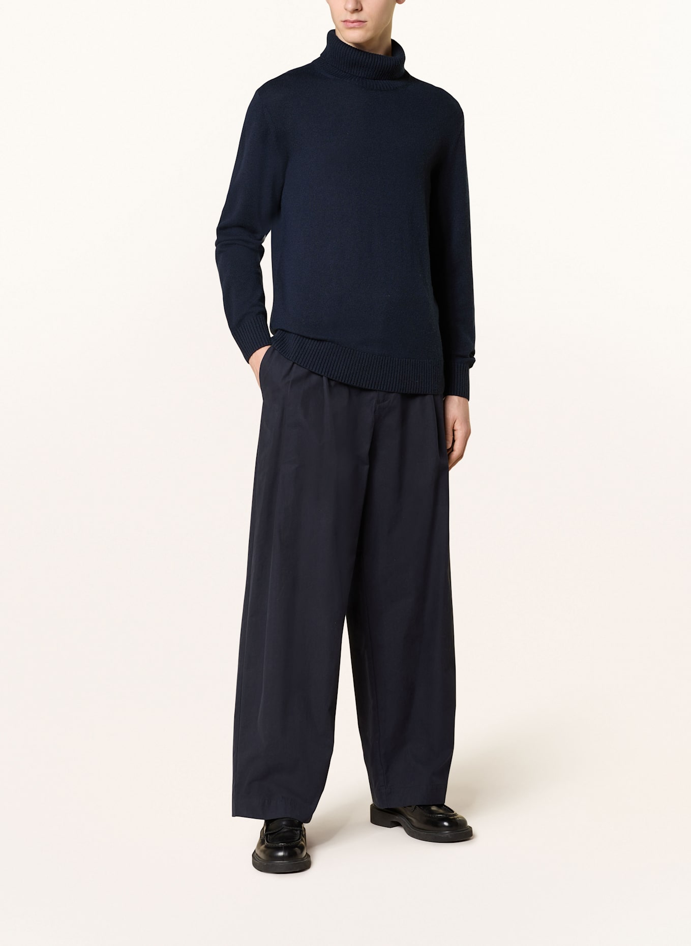 COS Rollkragenpullover: DUNKELBLAU