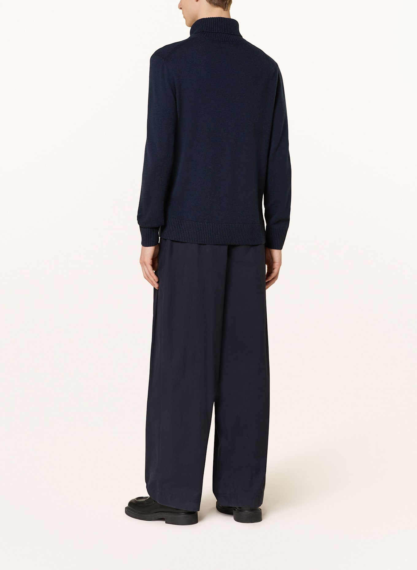 COS Rollkragenpullover: DUNKELBLAU