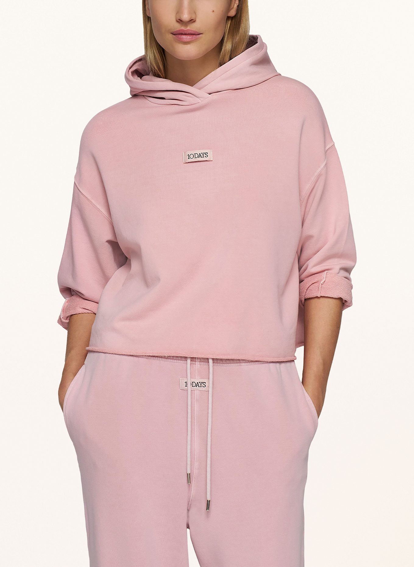 10DAYS Hoodie: ROSÉ