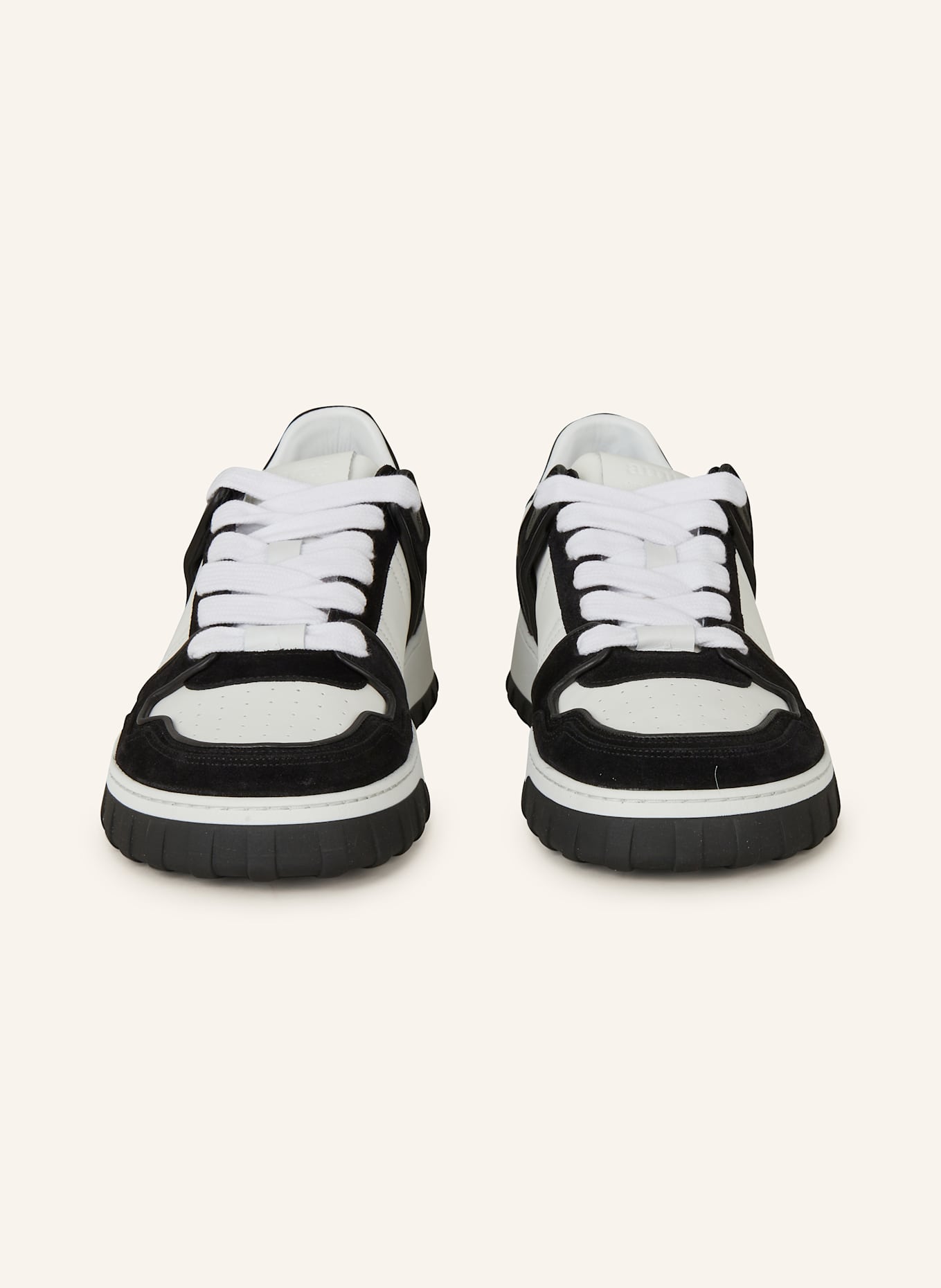 AMI PARIS Sneaker: WEISS/ SCHWARZ