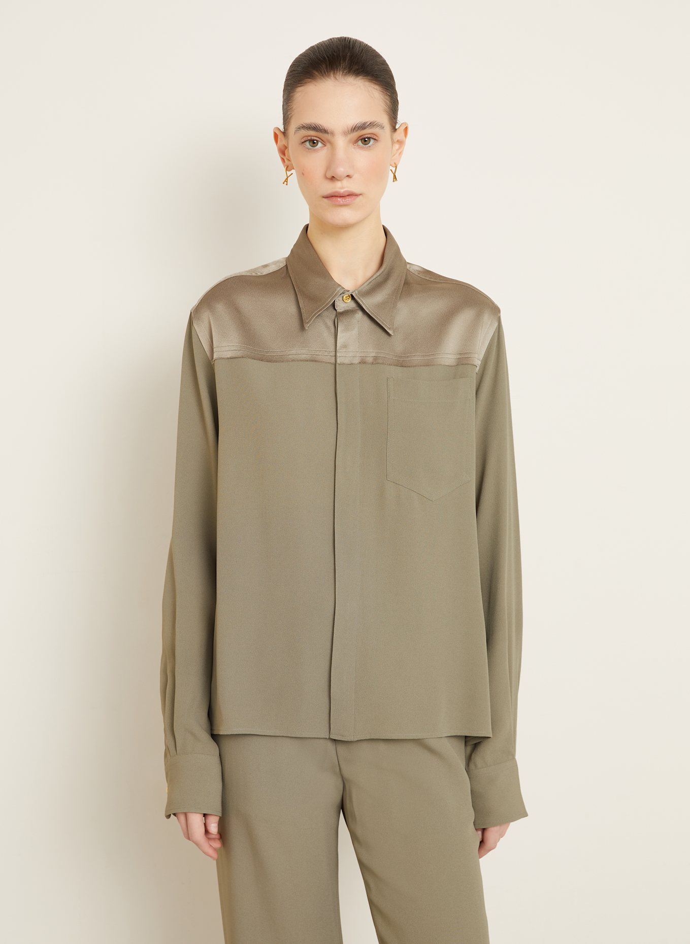 AMI PARIS Koszula: CIEMNOBRĄZOWY