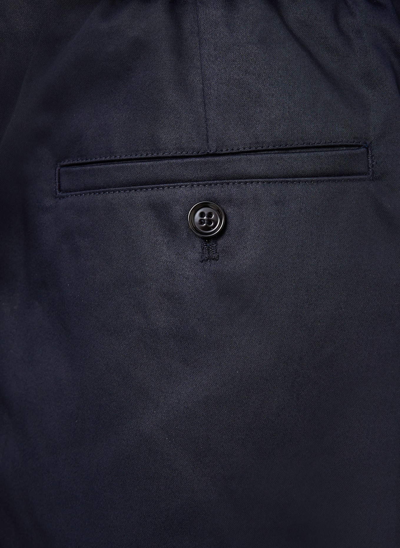 AMI PARIS Shorts: DUNKELBLAU