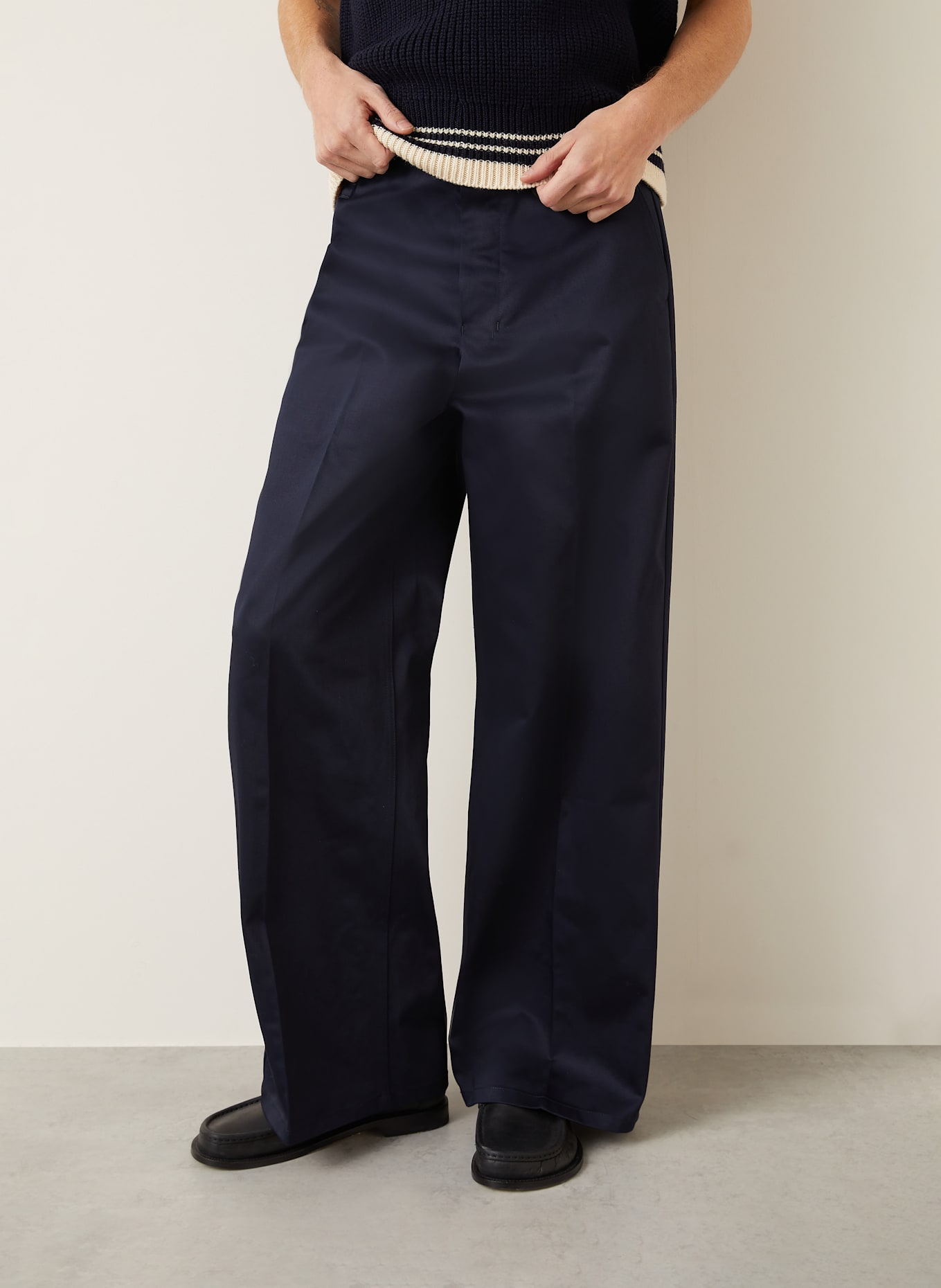 AMI PARIS Hose Baggy Fit: DUNKELBLAU