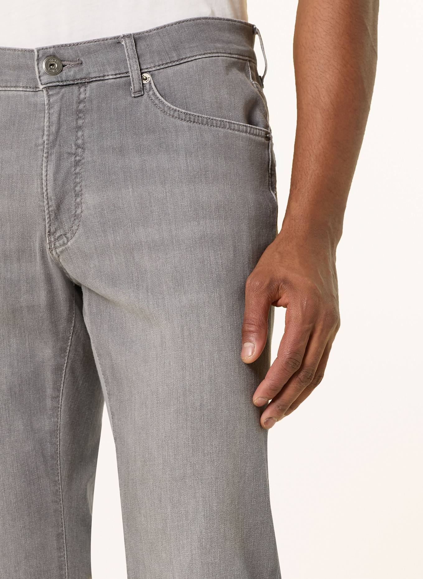BRAX Jeans CHUCK modern fit: 05 SLIVER GREY USED