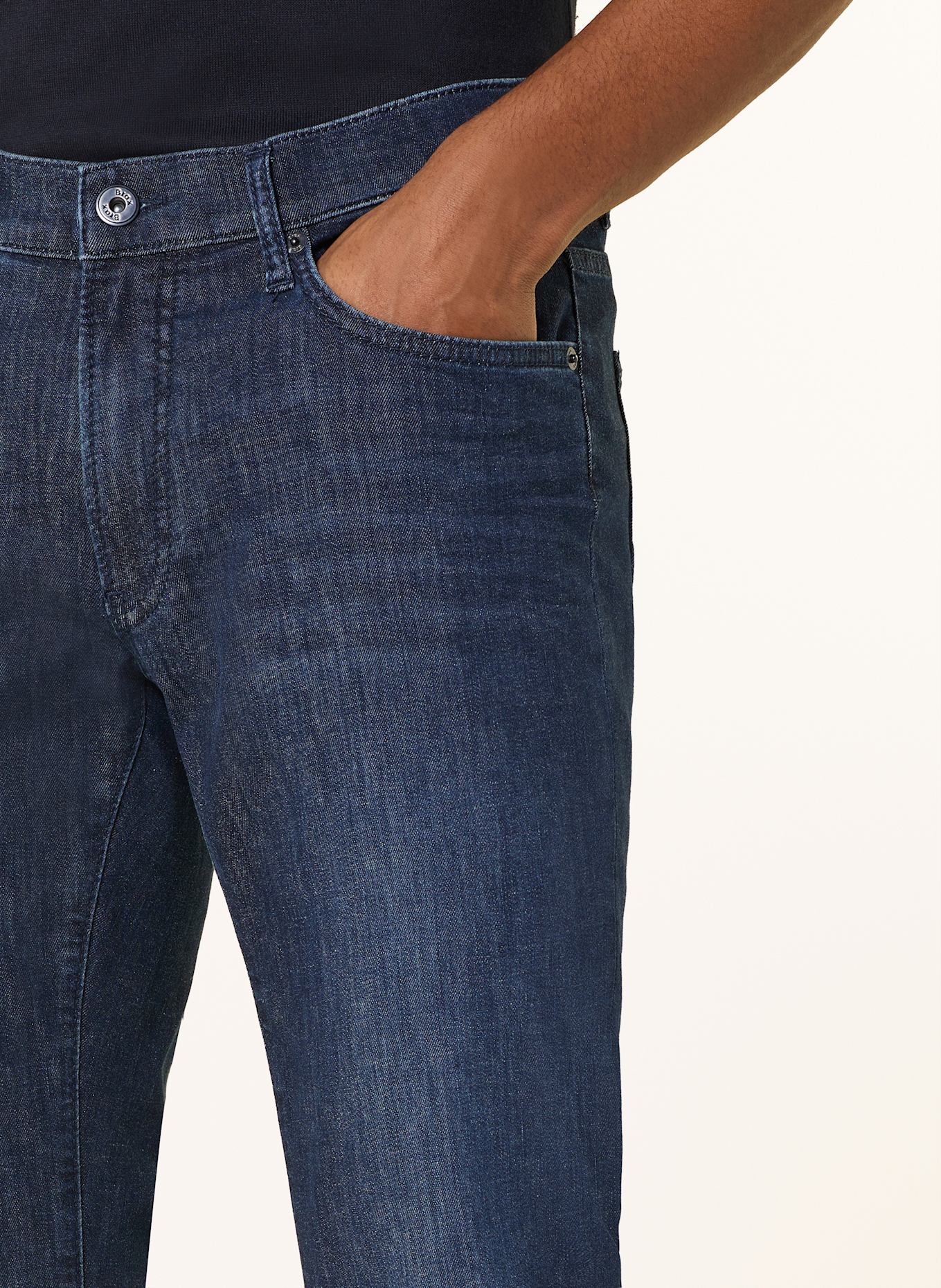 BRAX Jeans CHUCK Modern Fit: 23 DARK BLUE USED