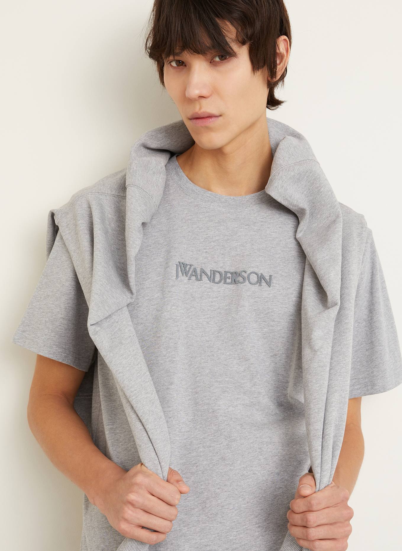 JW ANDERSON T-Shirt: GRAU