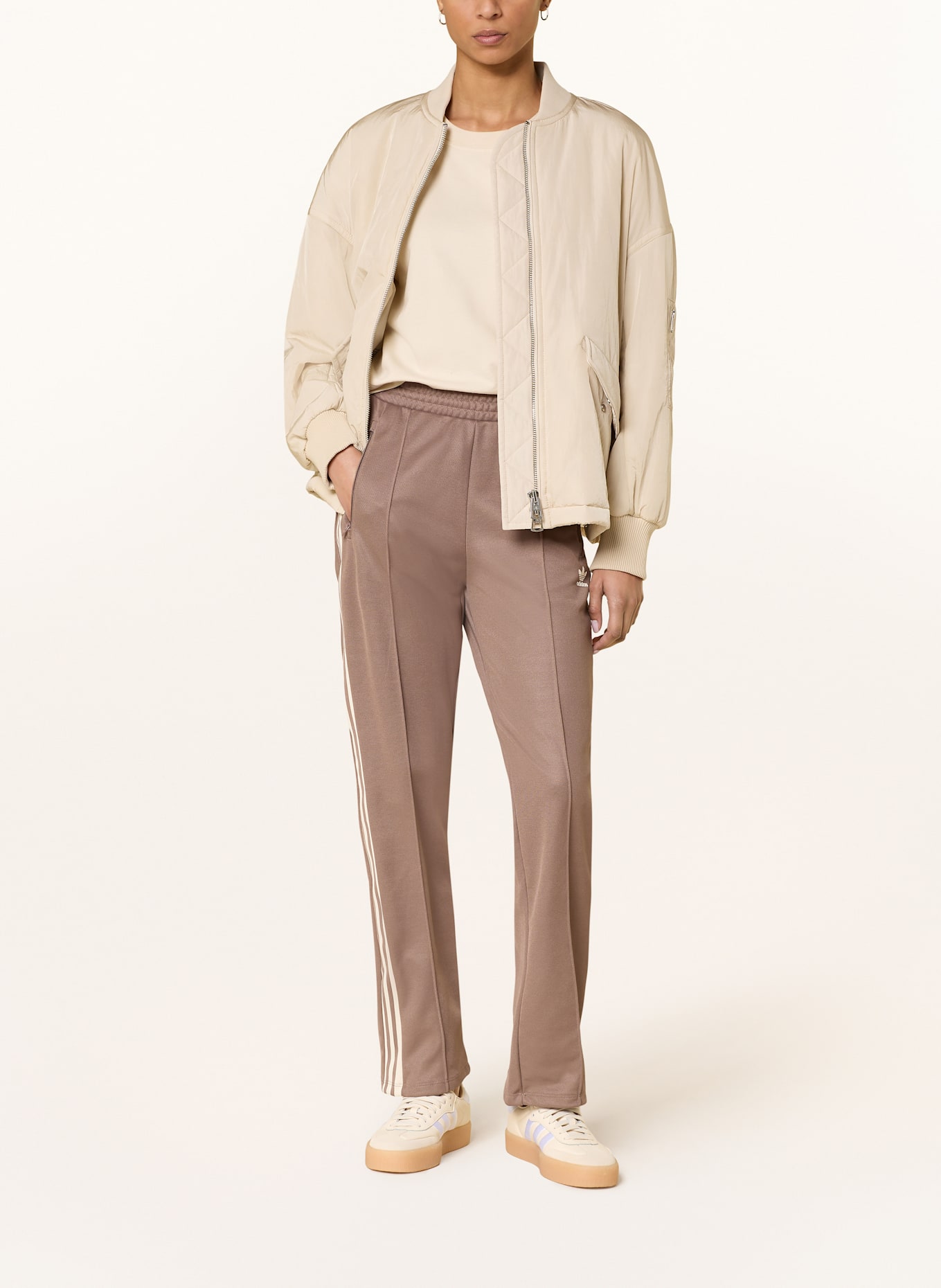 adidas Originals Track Pants ADICOLOR CLASSIC REGULAR TAPERED LEG: HELLBRAUN / CREME