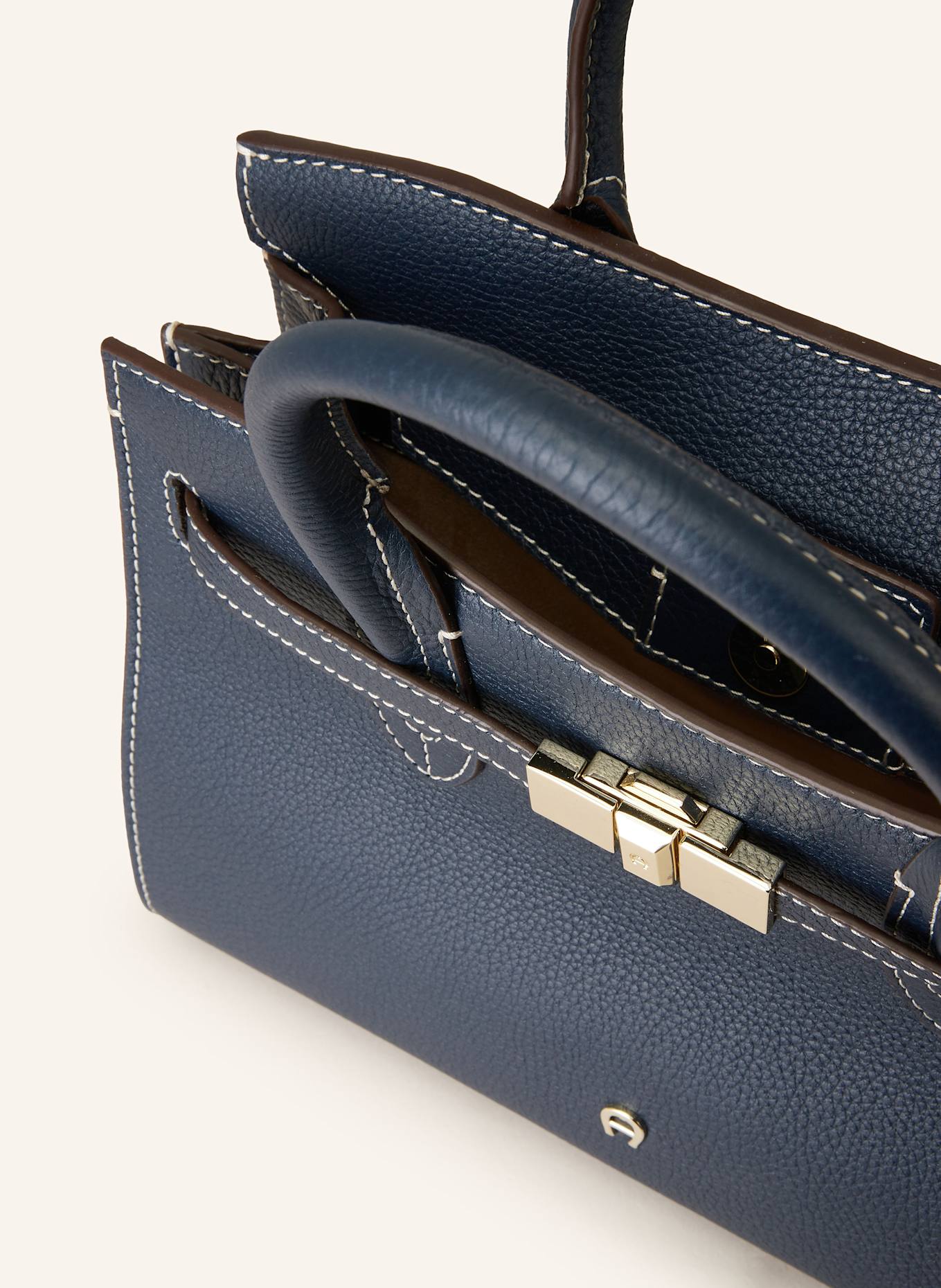 AIGNER Handtasche FARAH MEDIUM: DUNKELBLAU