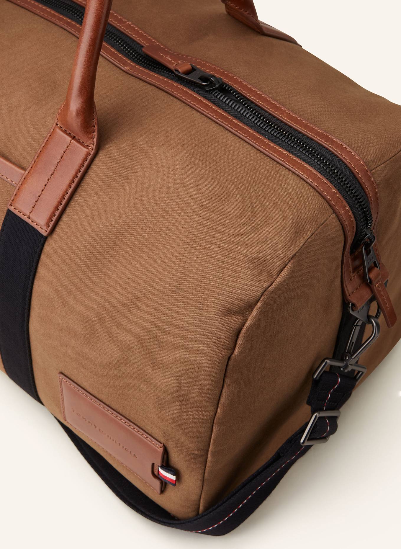 Tommy hilfiger travel duffel bags 2025