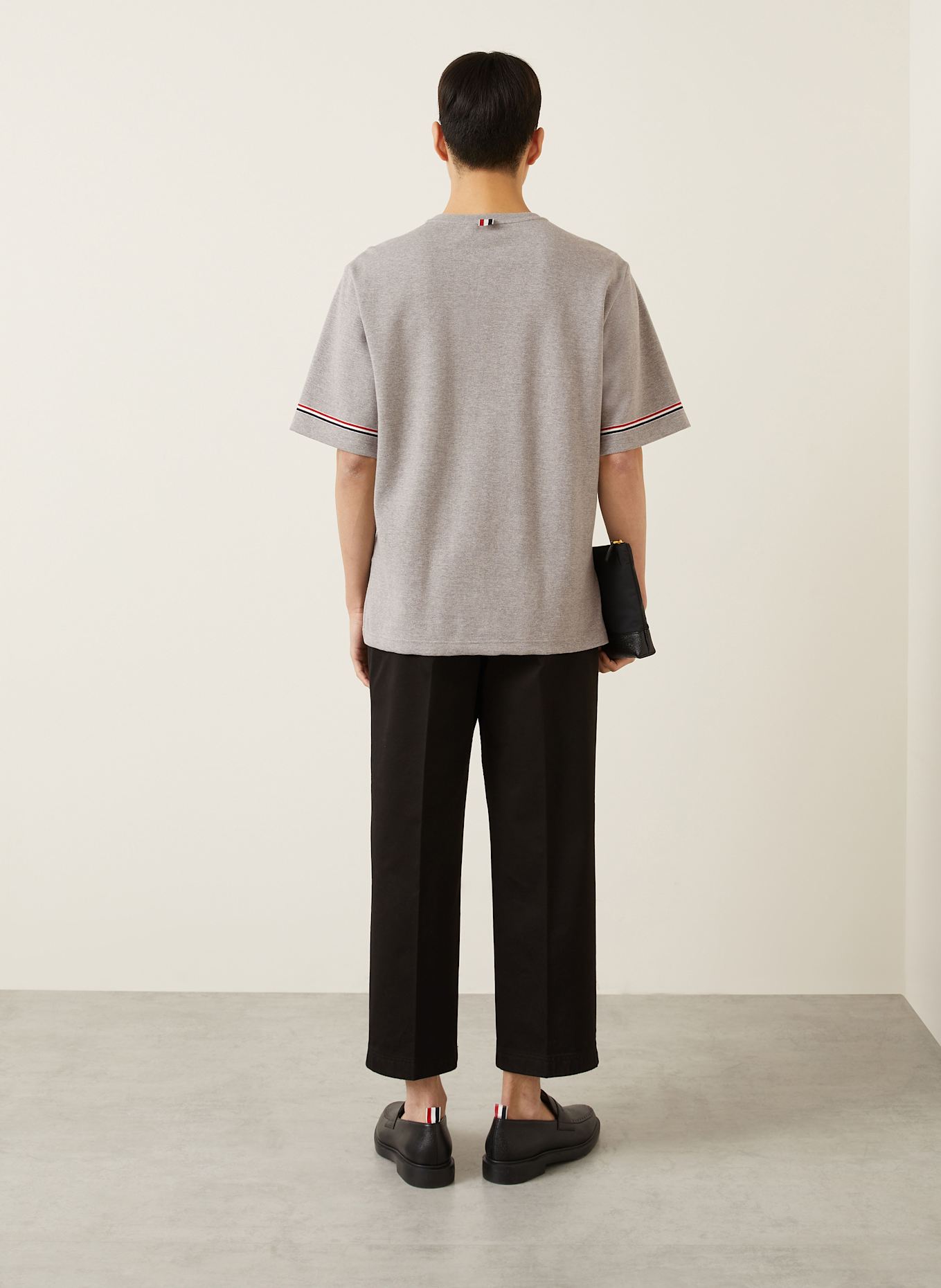 THOM BROWNE. T-shirt: LIGHT GRAY