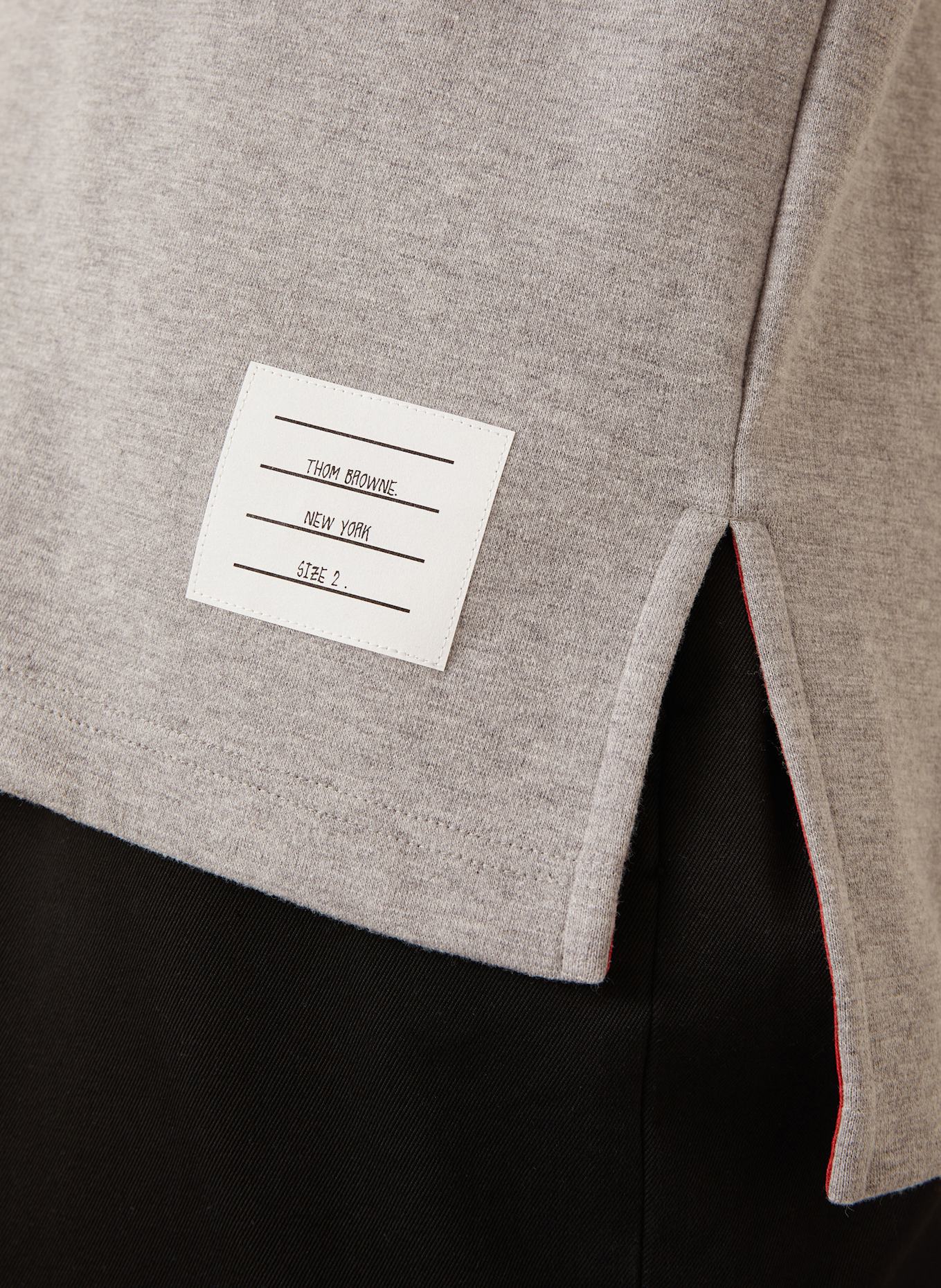 THOM BROWNE. T-shirt: LIGHT GRAY