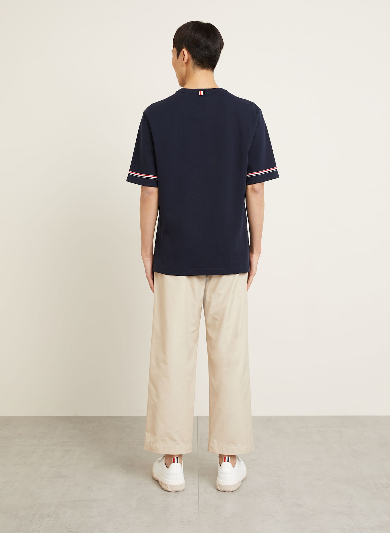 THOM BROWNE. T-Shirt: DUNKELBLAU