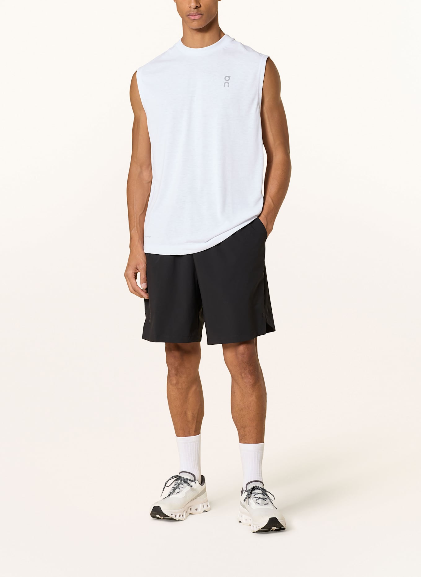 On Tanktop TRAIN TANK: WEISS