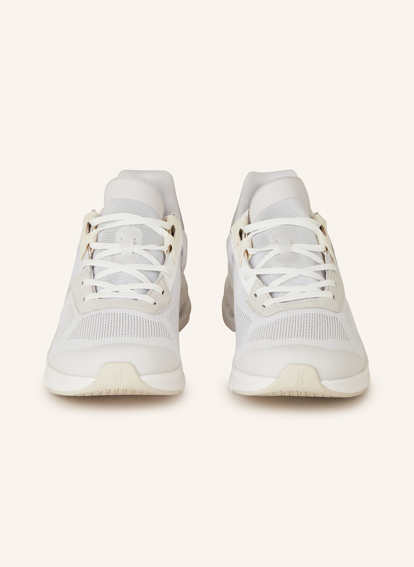 On Sneakers CLOUDRIFT: WHITE