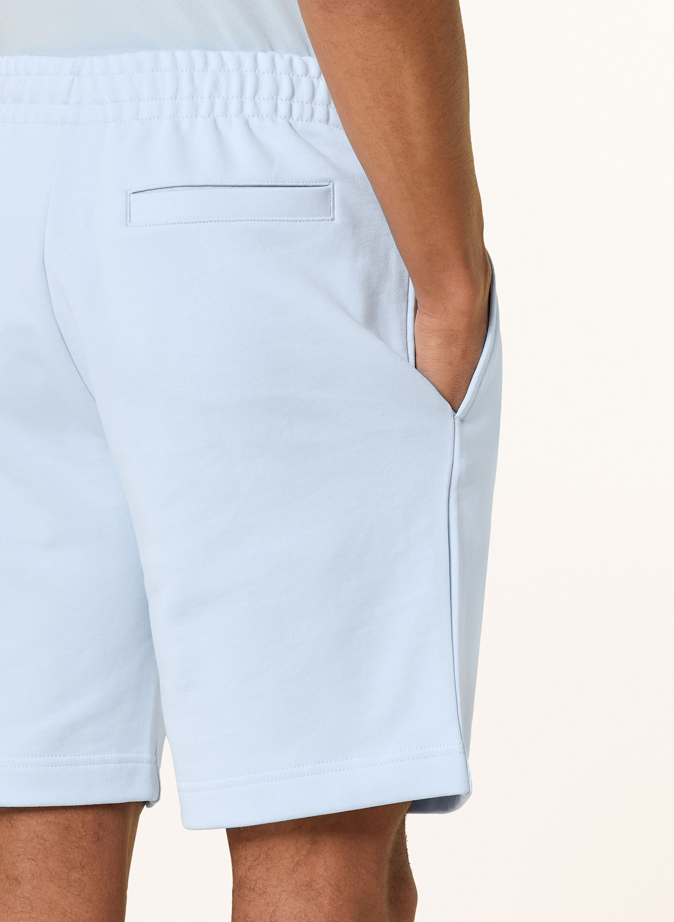LACOSTE Sweatshorts, Farbe: HELLBLAU (Bild 5)