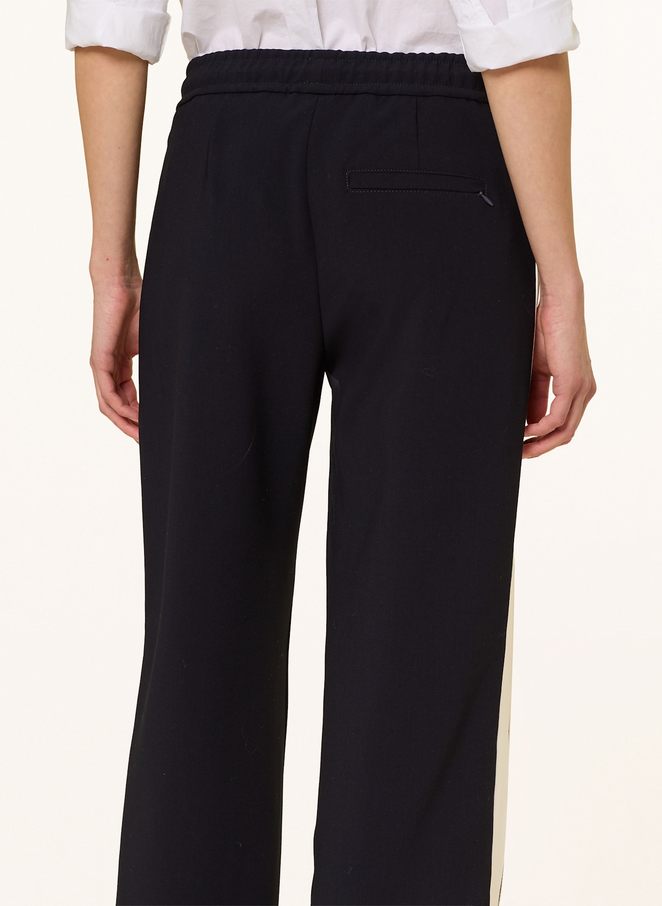 MAC Marlenehose CHIARA mit Galonstreifen: DUNKELBLAU / WEISS