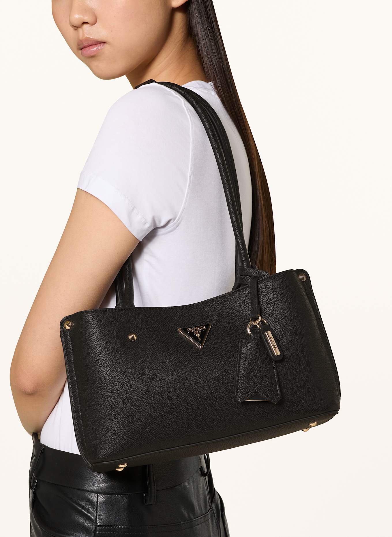 GUESS Schultertasche MERIDIAN: SCHWARZ