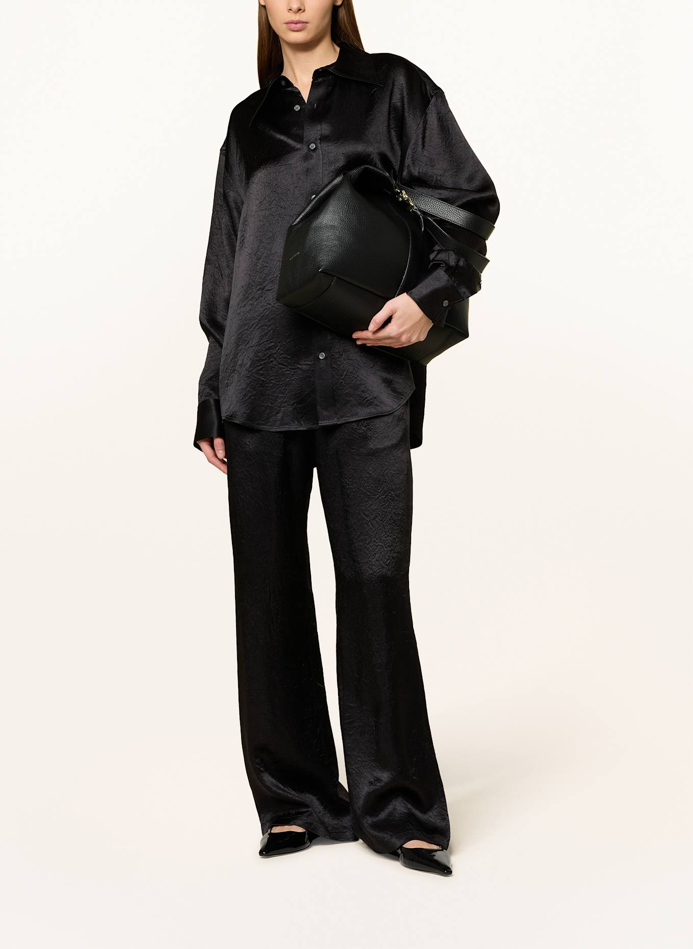 COCCINELLE Shopper C-EASY mit herausnehmbarer Pouch: SCHWARZ