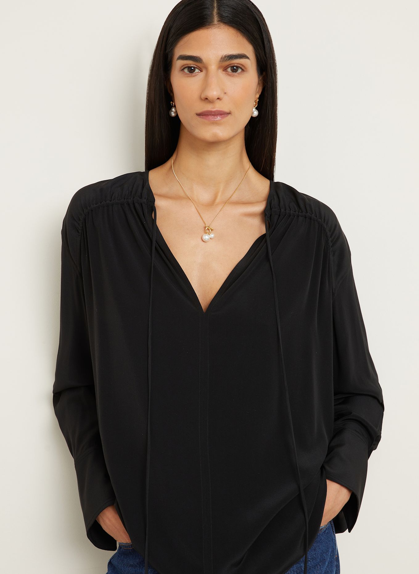 FERRAGAMO Halskette GANWAVPE: GOLD / WEISS