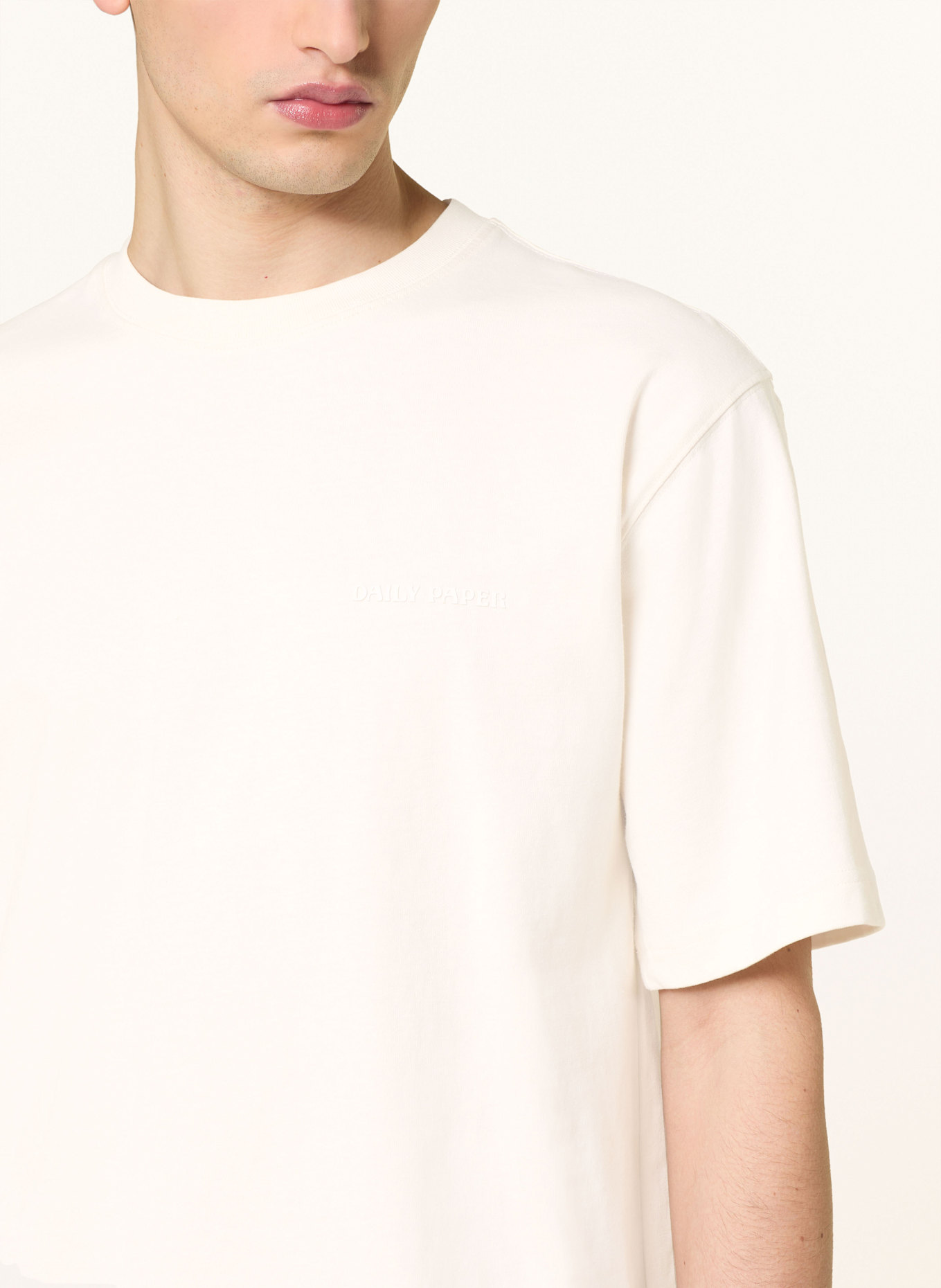 DAILY PAPER T-shirt DIAS: KREMOWY