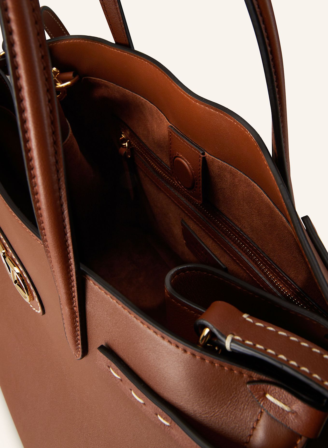 VALENTINO GARAVANI Handtasche ANTIBES MEDIUM: COGNAC