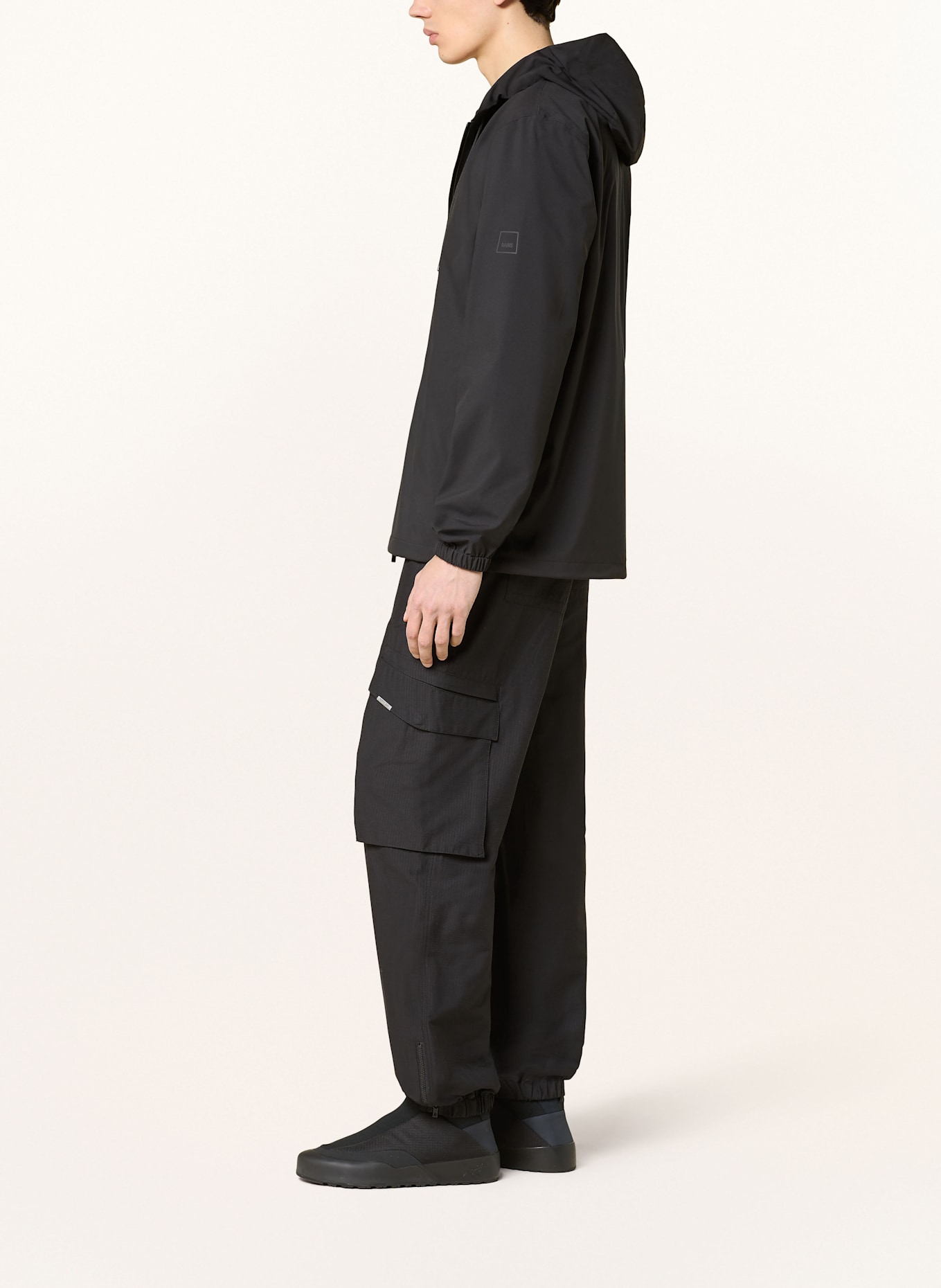 RAINS SUVA rain jacket: BLACK