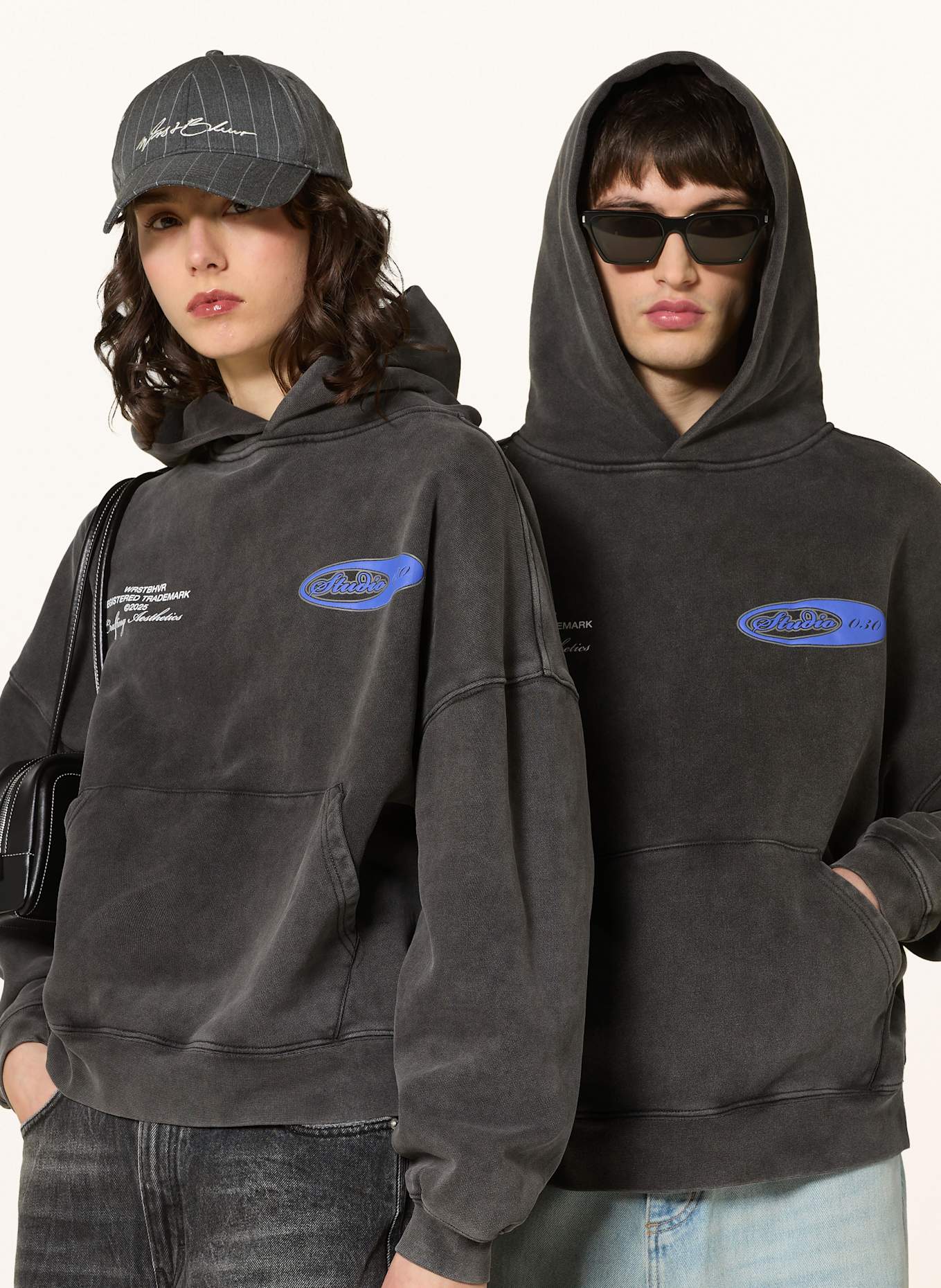 WRSTBHVR Hoodie CURT: BLACK