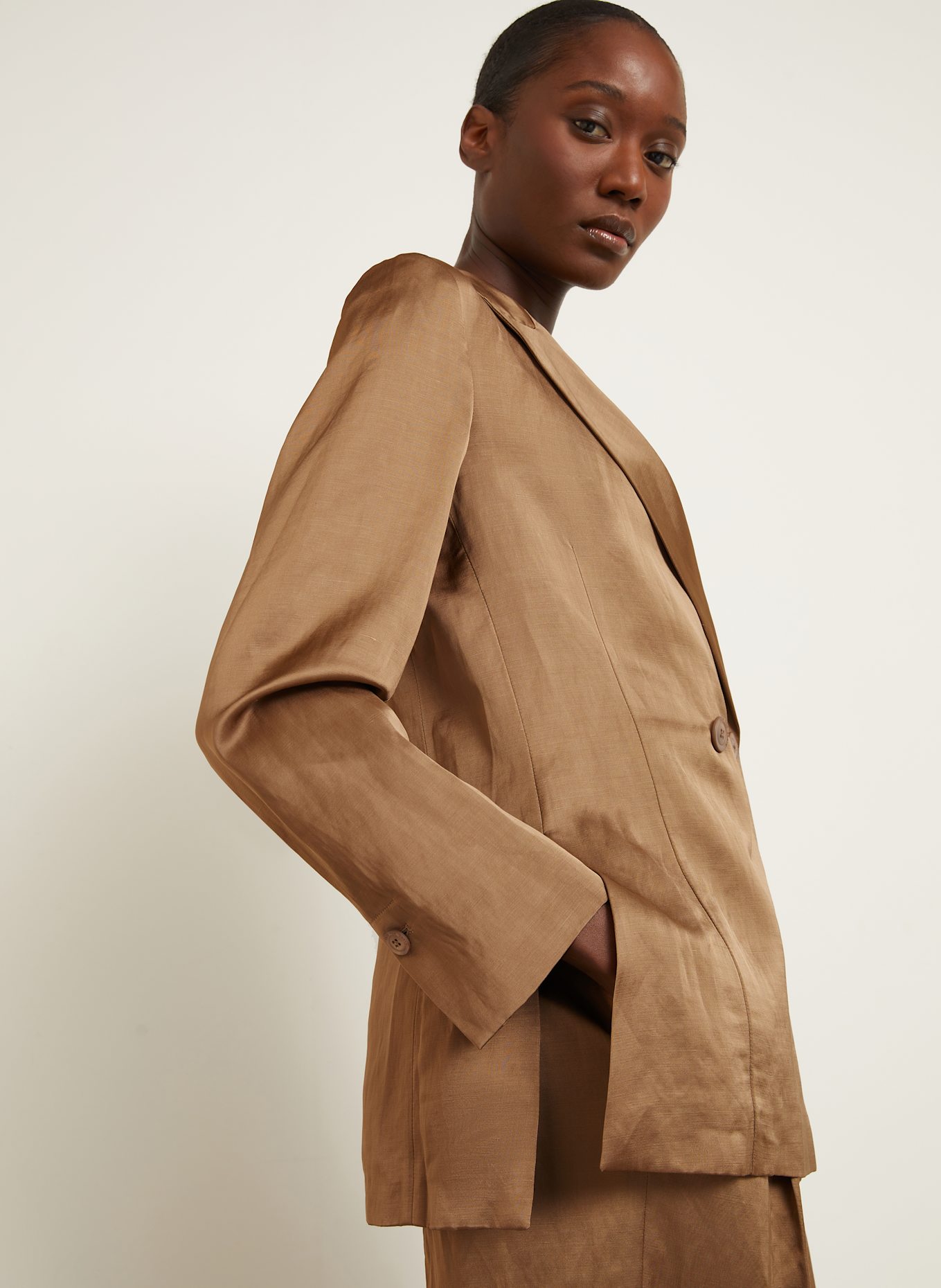 IRIS von ARNIM Blezer LEXIE z lnem: BRĄZOWY