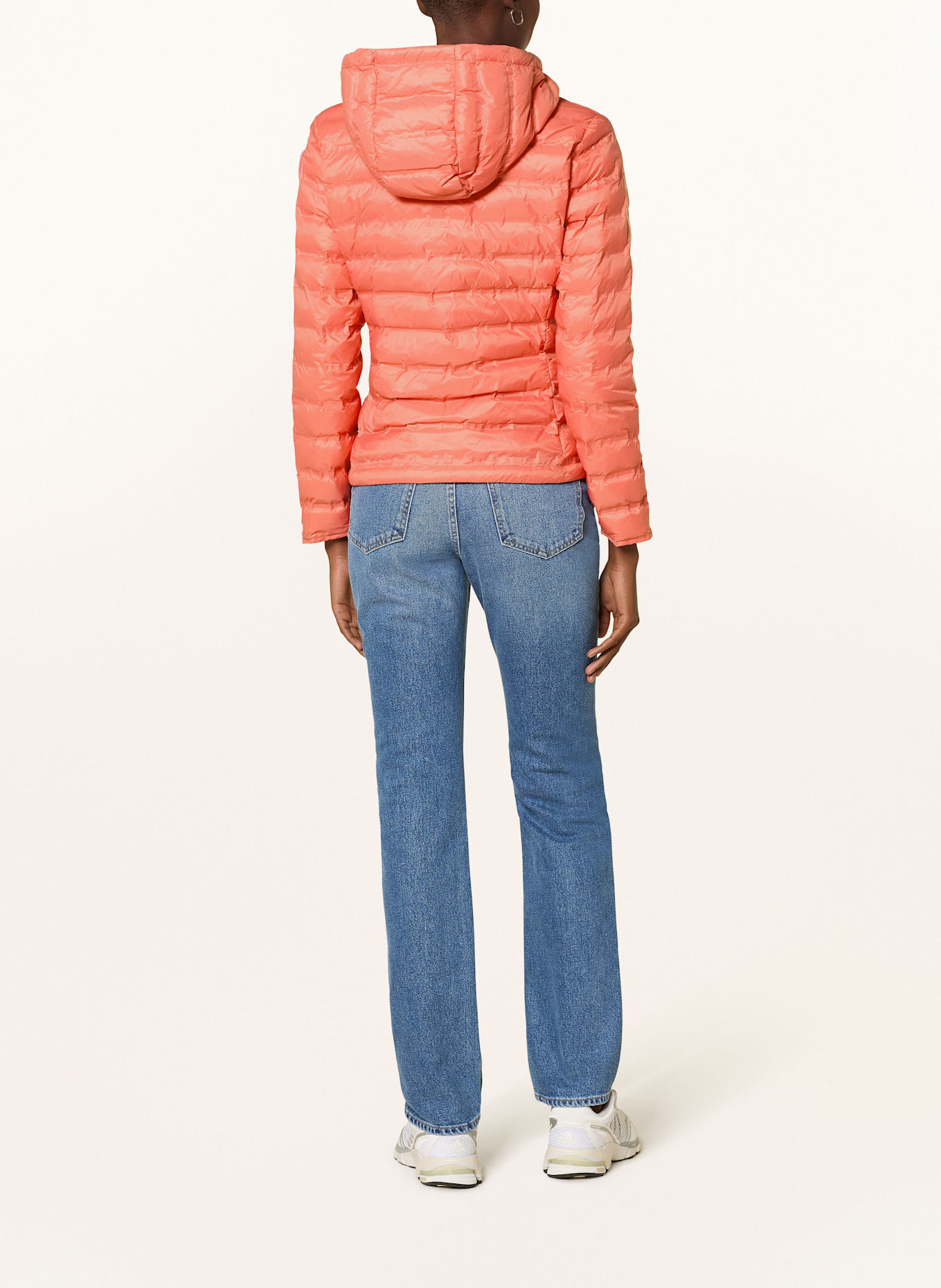 Blauer Steppjacke ELLIS: HELLROT