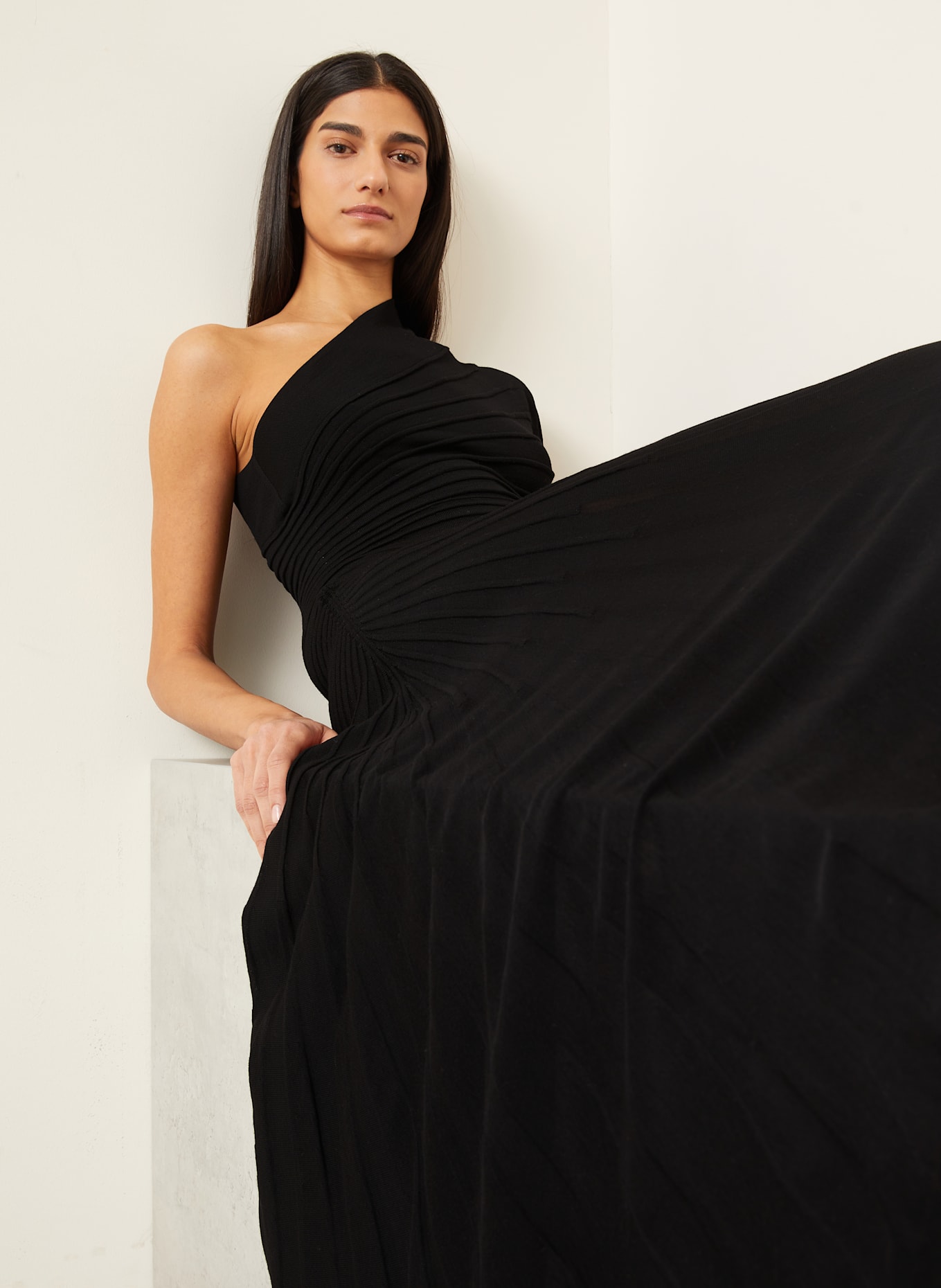 ALAÏA Knit dress RAY in black