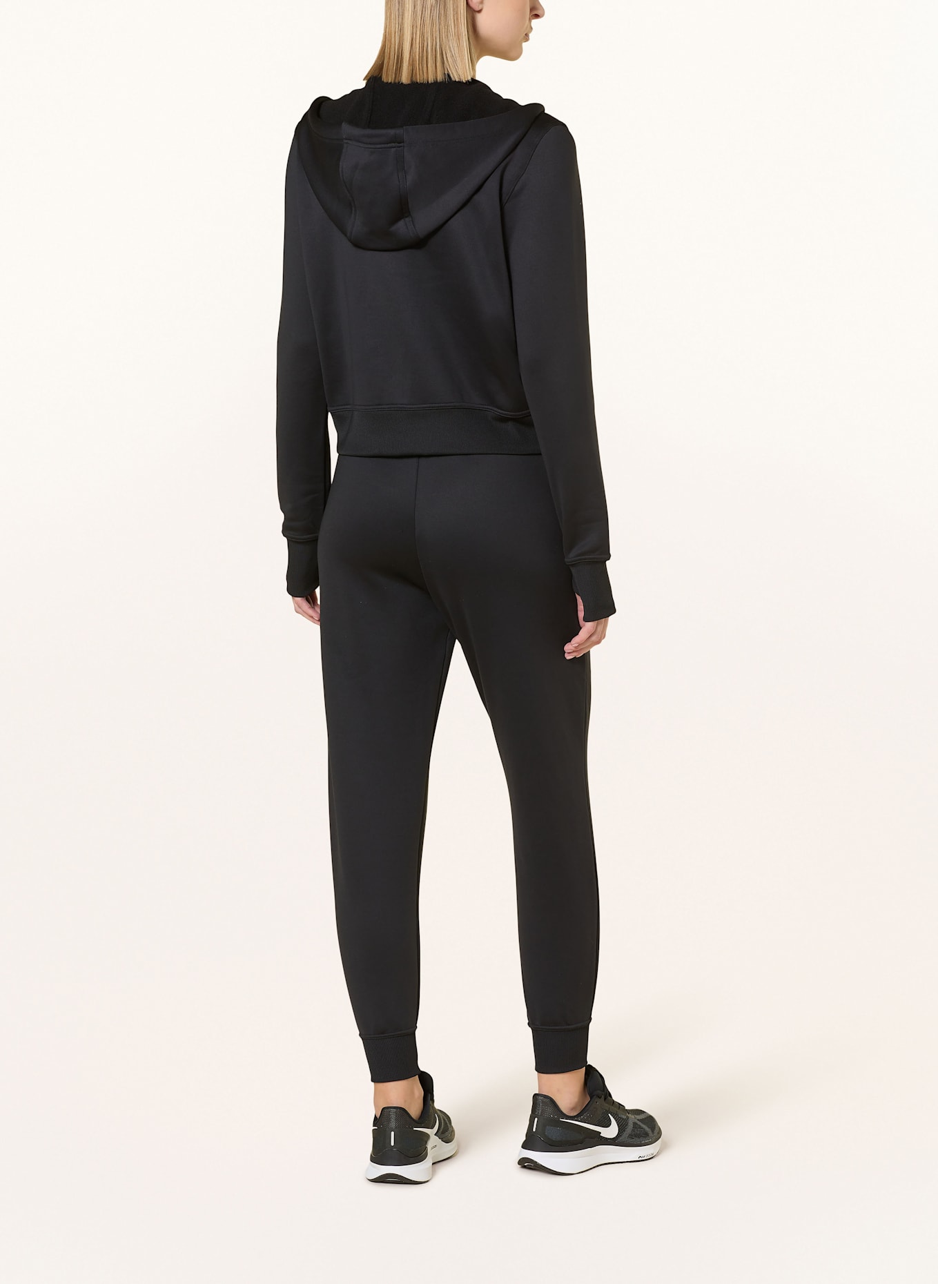 Nike Trainingsjacke THERMA-FIT ONE: SCHWARZ
