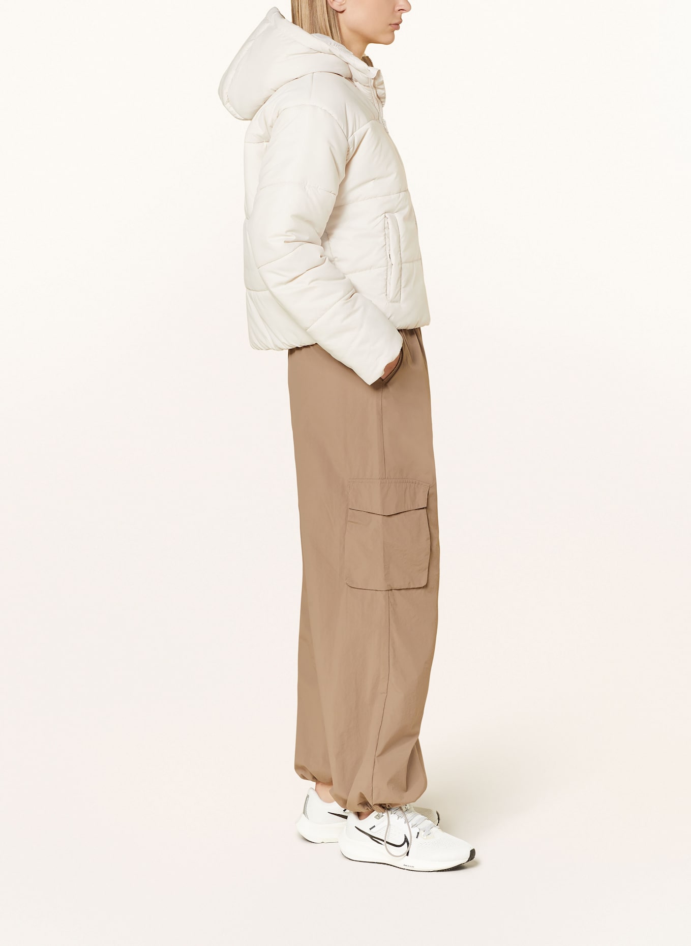 Nike Steppjacke SPORTSWEAR CLASSIC: ECRU