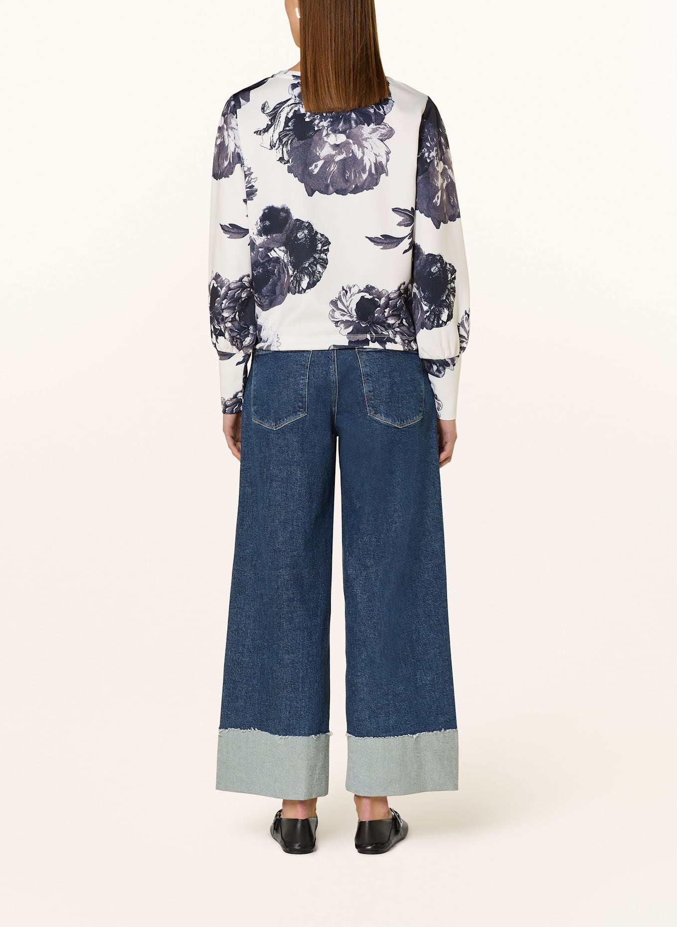 monari Sweatshirt: WHITE / DARK BLUE / BROWN