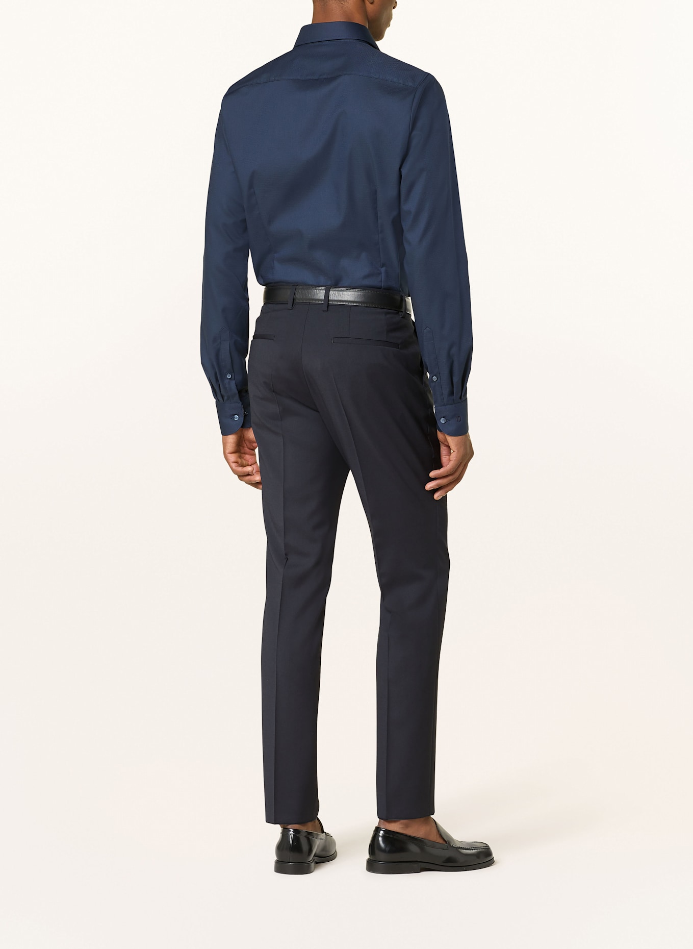 OLYMP Hemd Level Five body fit mit extralangem Arm: DUNKELBLAU