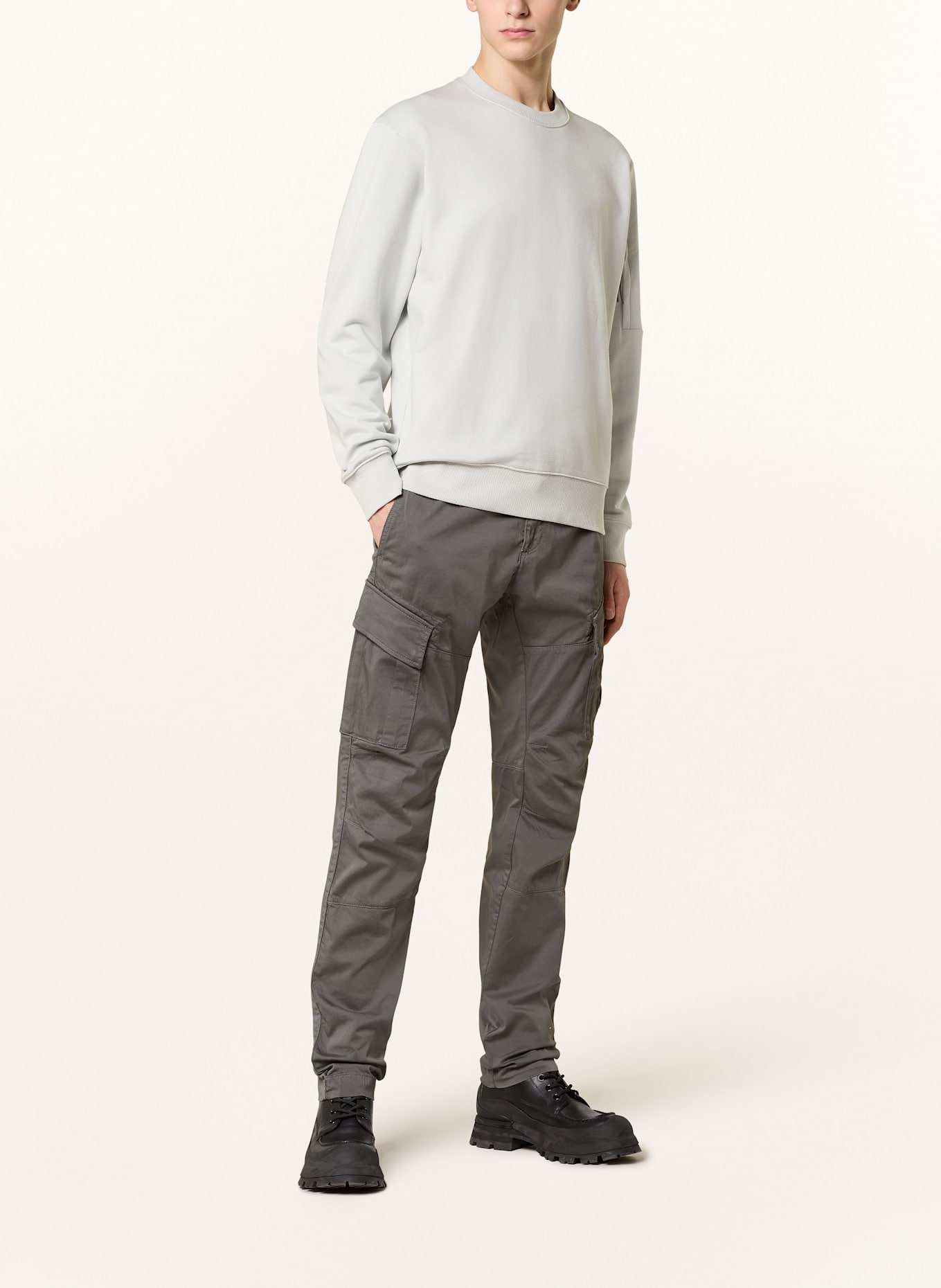 C.P. COMPANY Mikina: ČERNOŠEDÁ