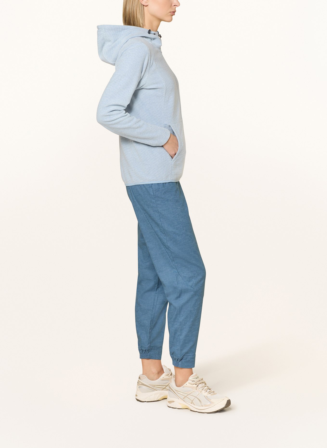 me°ru' LOUROSA fleece jacket: LIGHT BLUE / WHITE