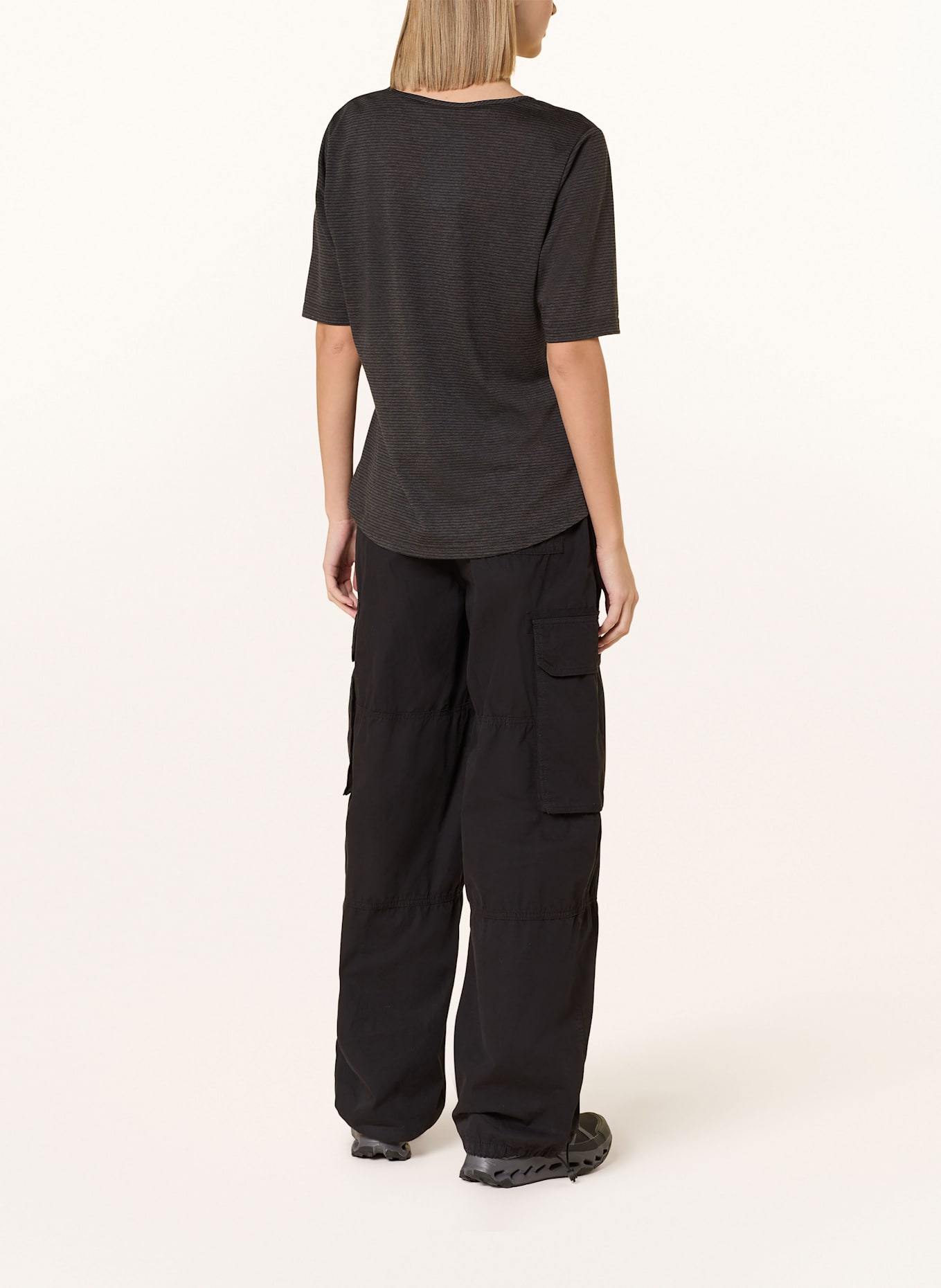 me°ru' T-Shirt RUNDU: DUNKELGRAU