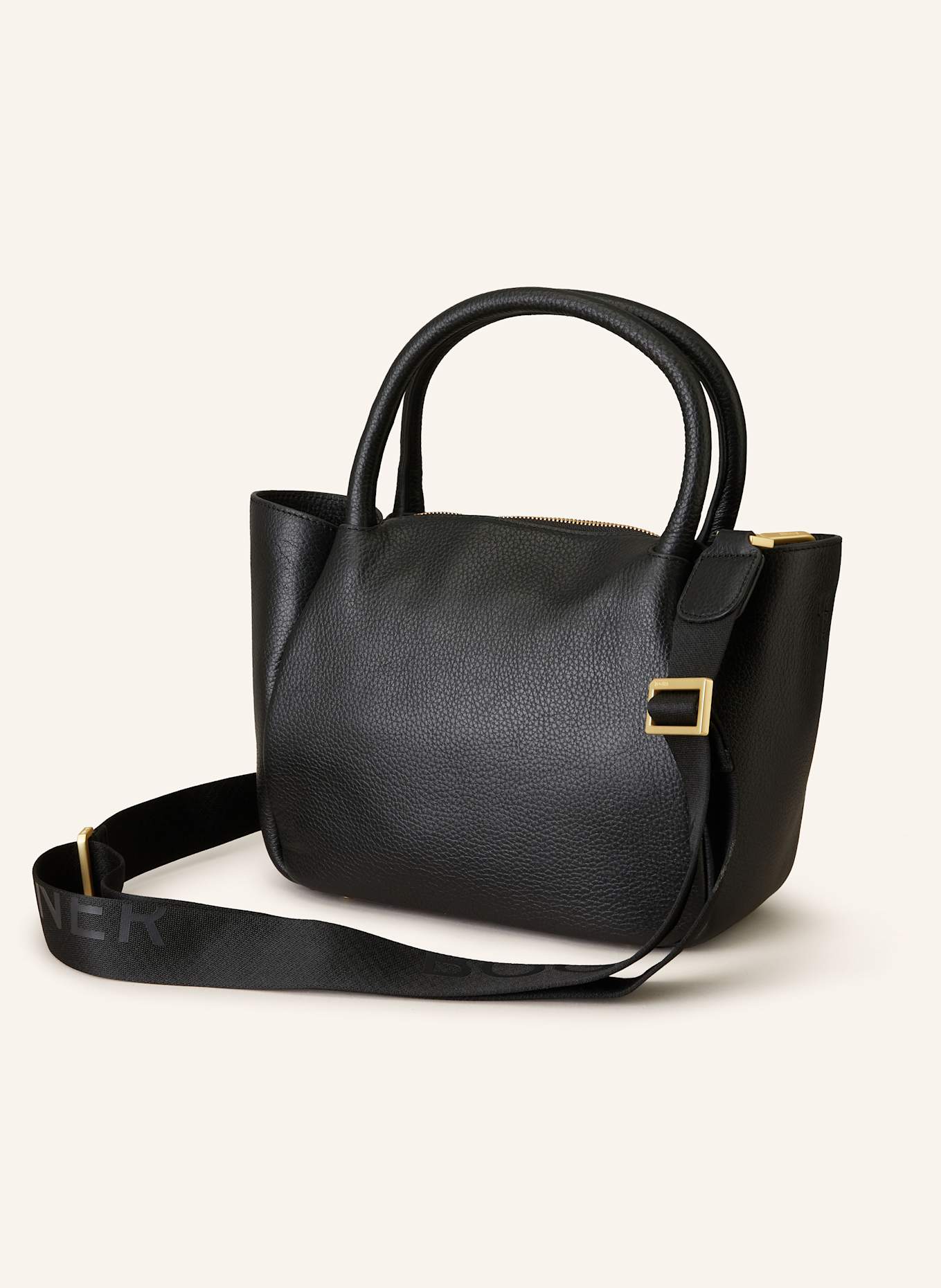 BOGNER Handtasche WALLIS RAJA: SCHWARZ