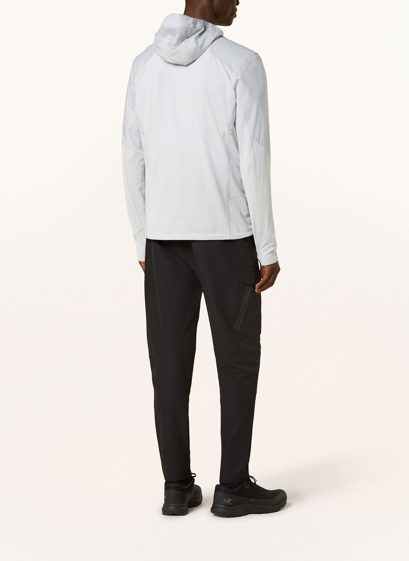 ARC'TERYX Kurtka jako warstwa środkowa KONSEAL HYBRID, Kolor: JASNOCZARY (Obrazek 3)