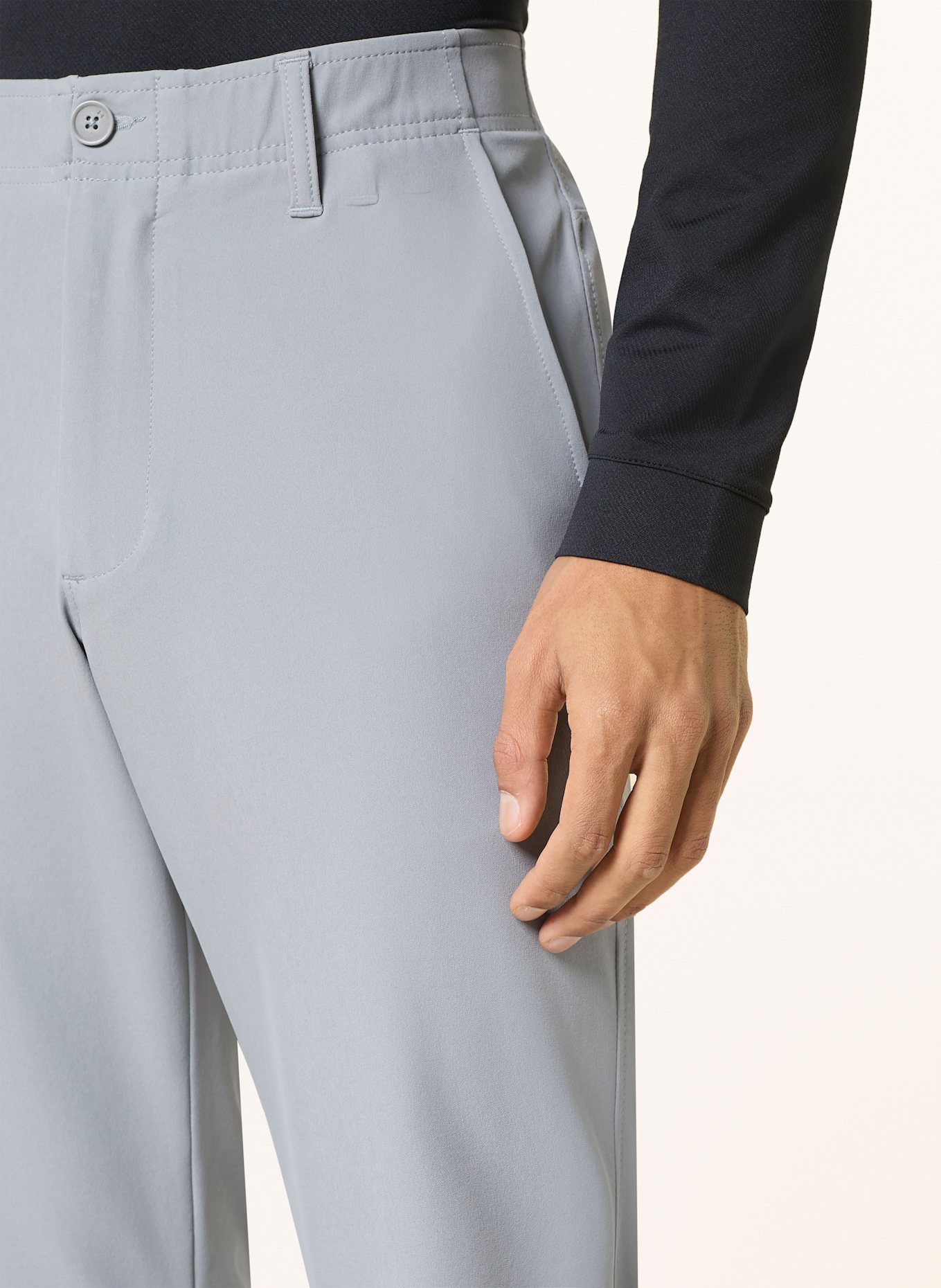 UNDER Woven armour Golfhose UA DRIVE, Farbe: HELLGRAU (Bild 5)