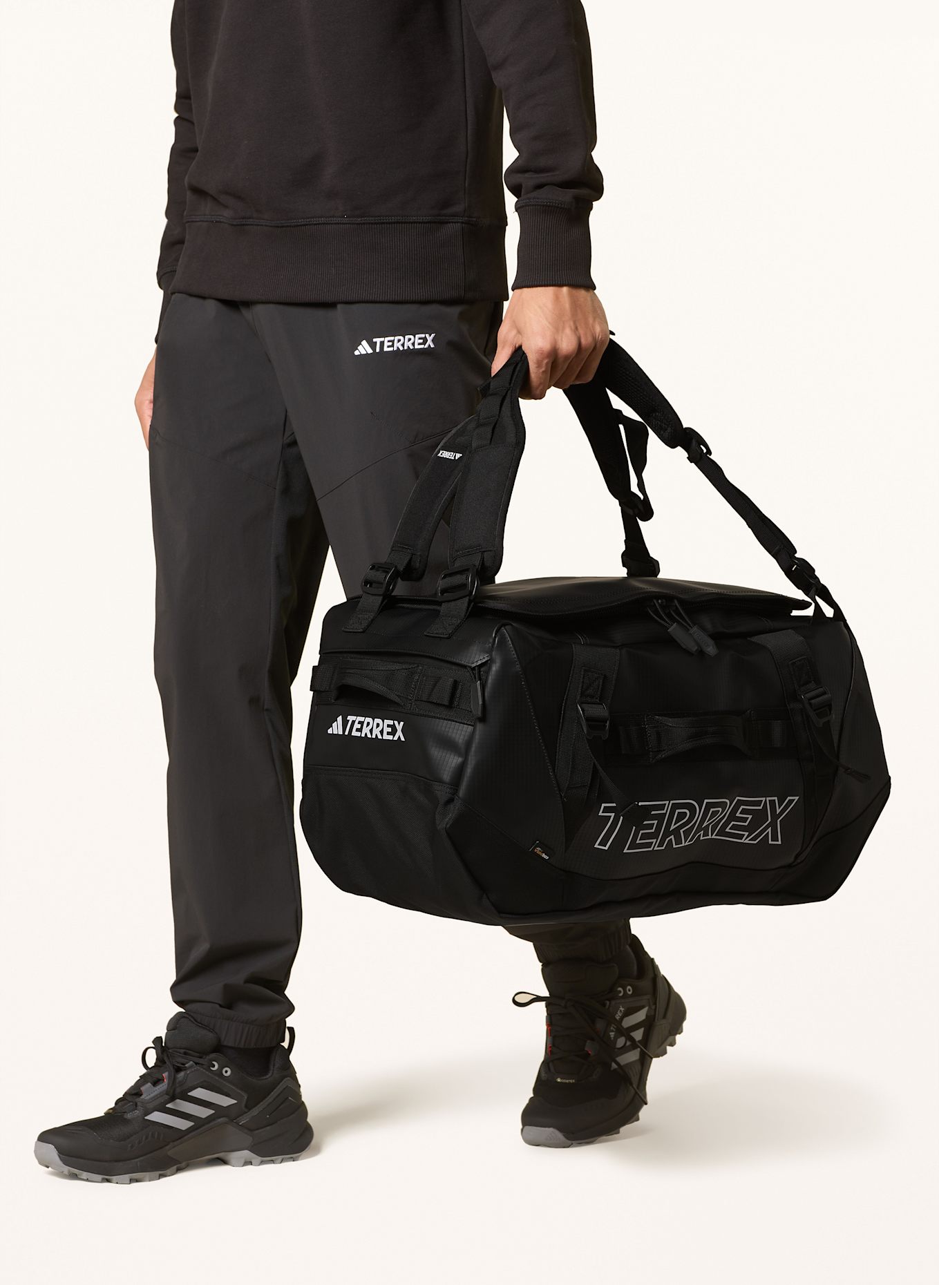 adidas TERREX Sporttasche TERREX RAIN.RDY EXPEDITION DUFFLE BAG S - 50 L: SCHWARZ / WEISS