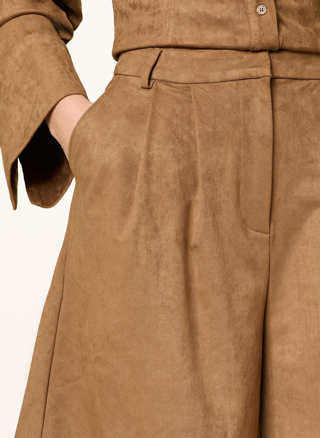 NEO NOIR NIKA shorts in leather look: COGNAC