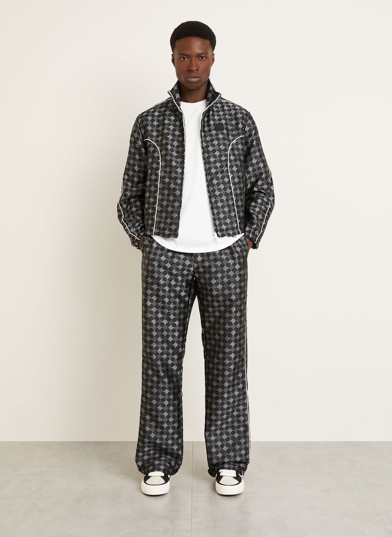 AMIRI Pants in jogger style regular fit: BLACK/ TAUPE/ BLUE GRAY