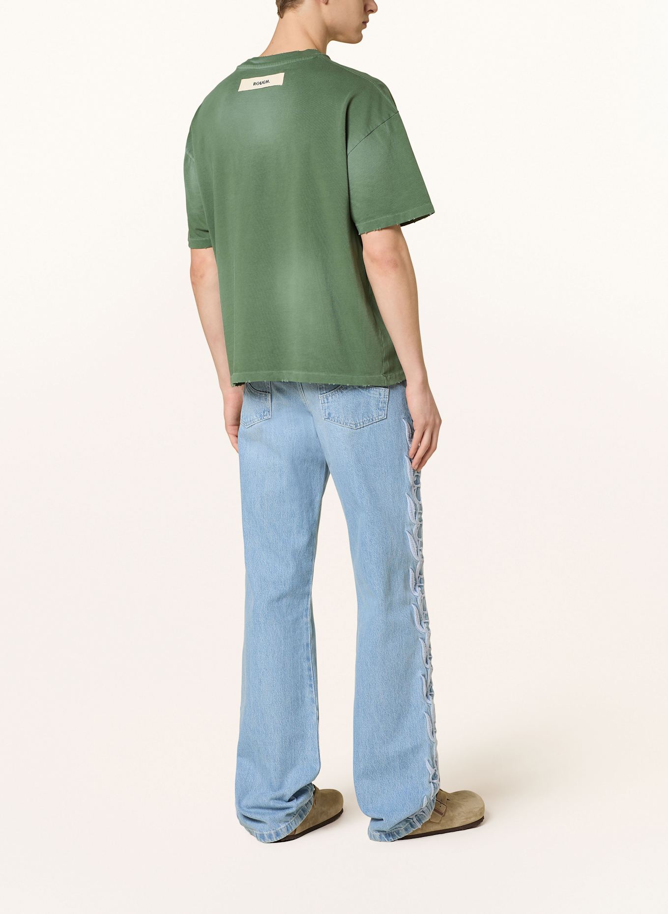 rough. Tričko: TMAVĚ ZELENÁ