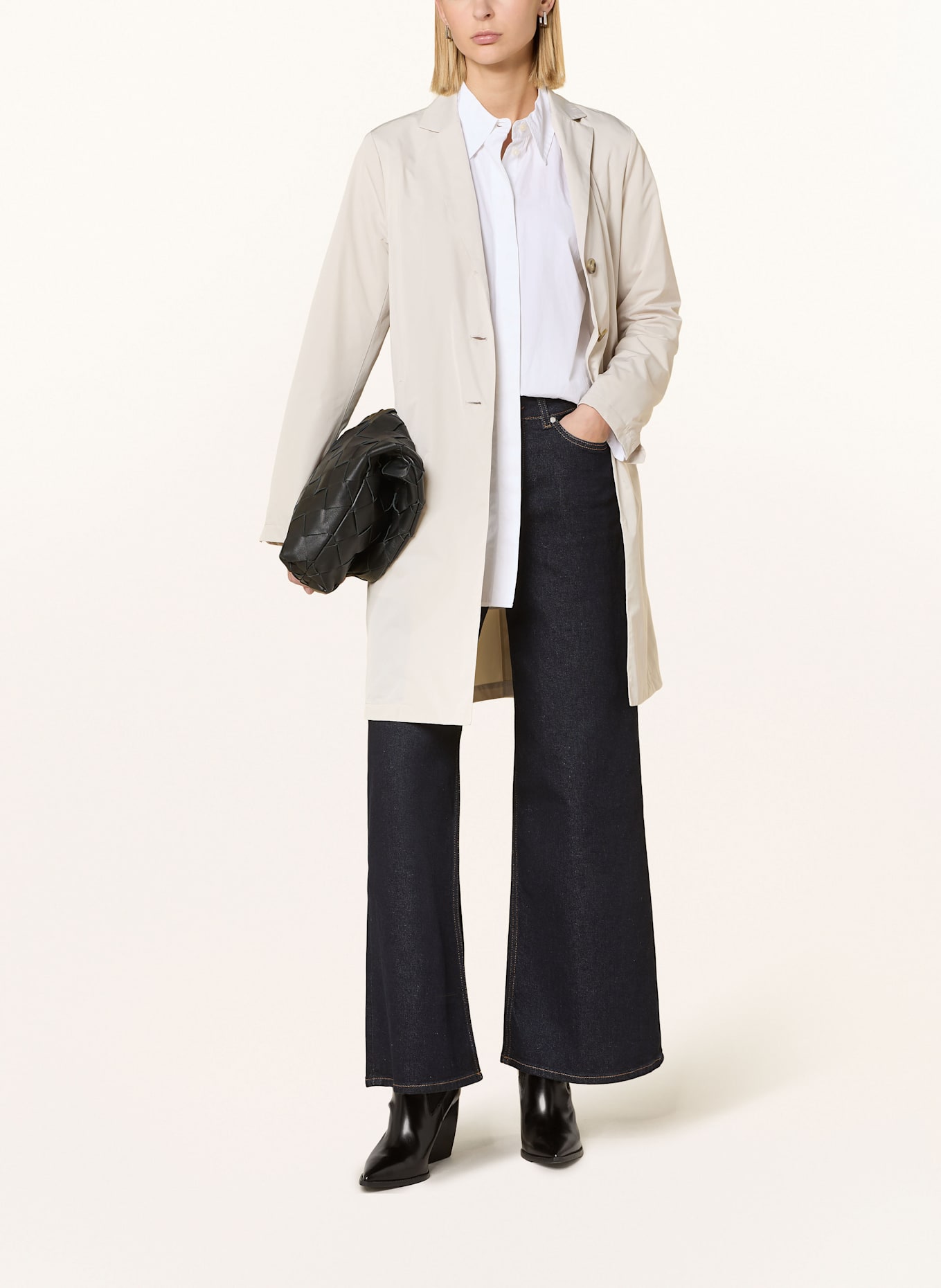 White Label Coat: BEIGE