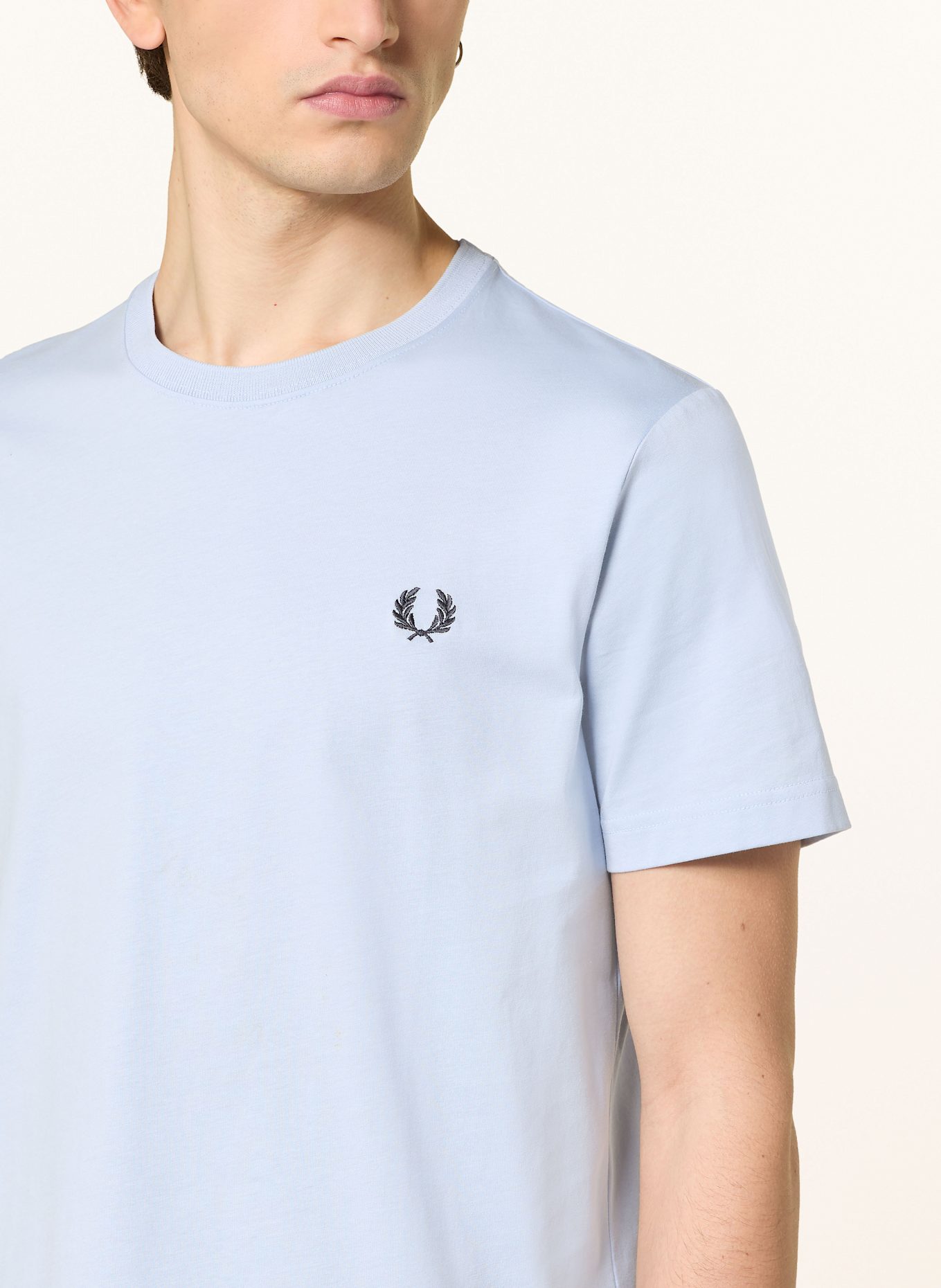 FRED PERRY T-Shirt: HELLBLAU
