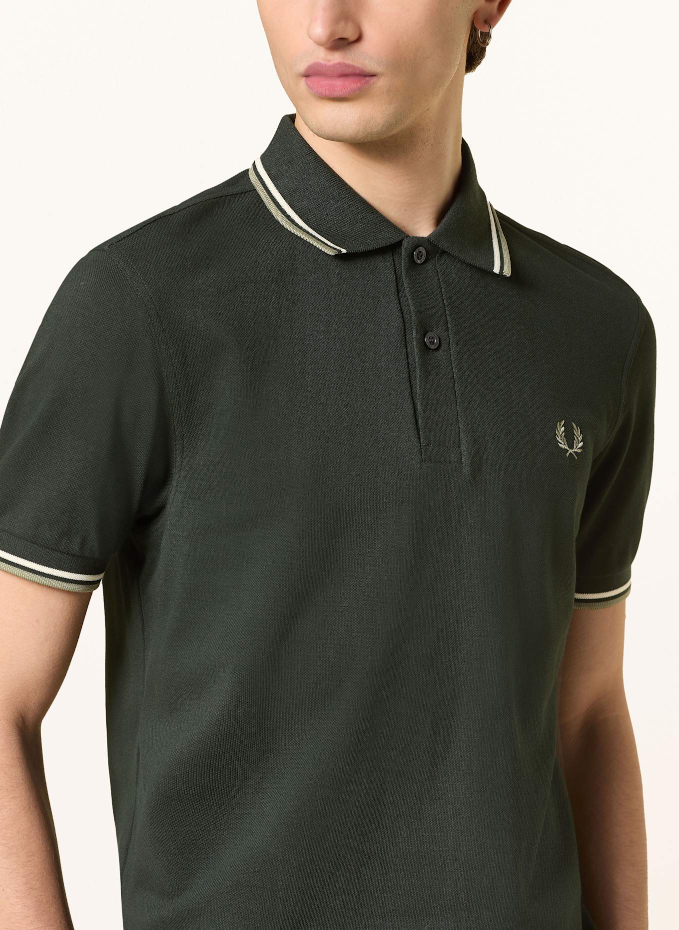 FRED PERRY Piqué-Poloshirt: DUNKELGRÜN / OLIV / ECRU